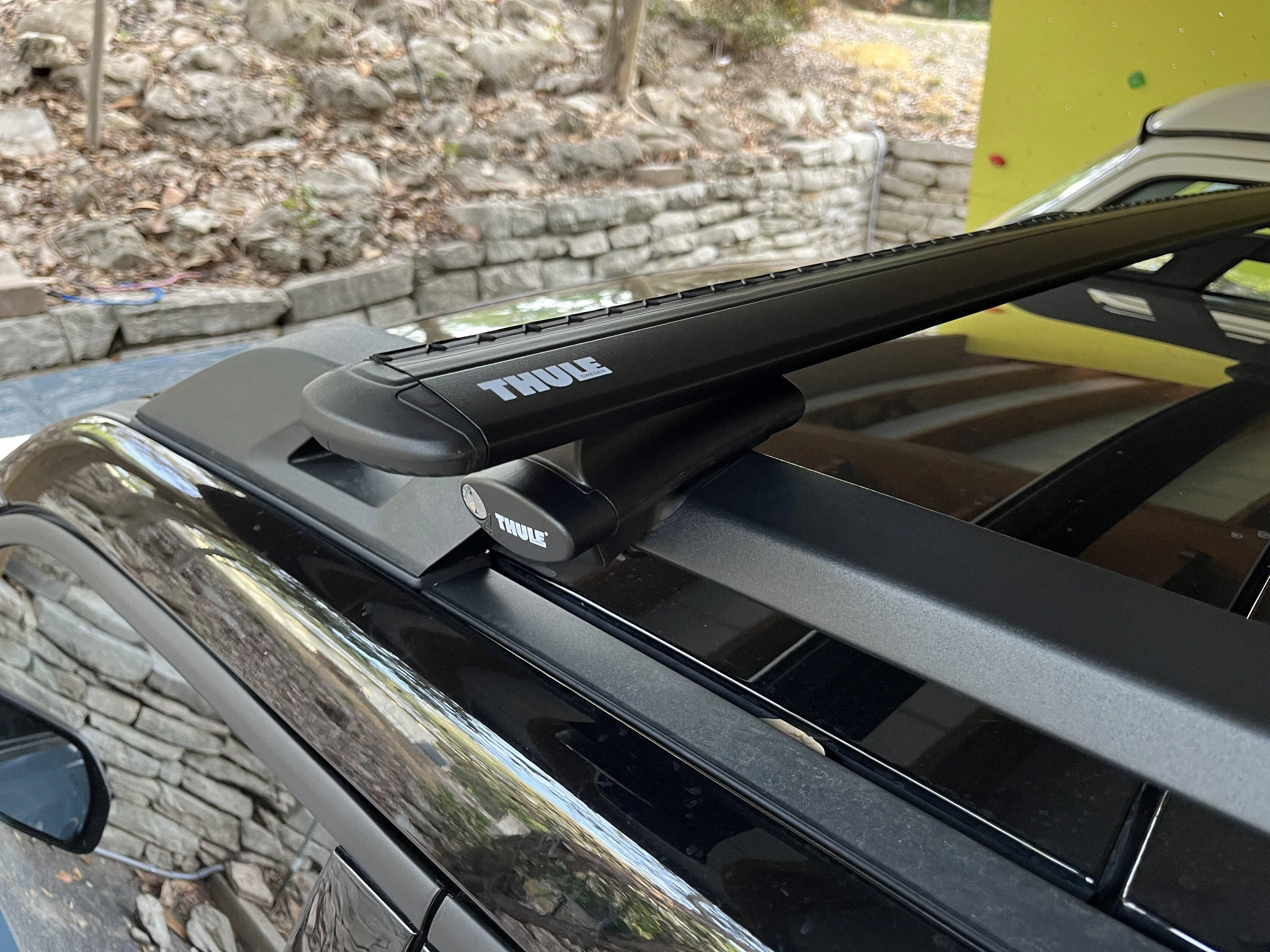 Ford Bronco Thule HD Crossbar System - **SOLD** C4C653C7-603F-4796-A38B-3A61A3F67678