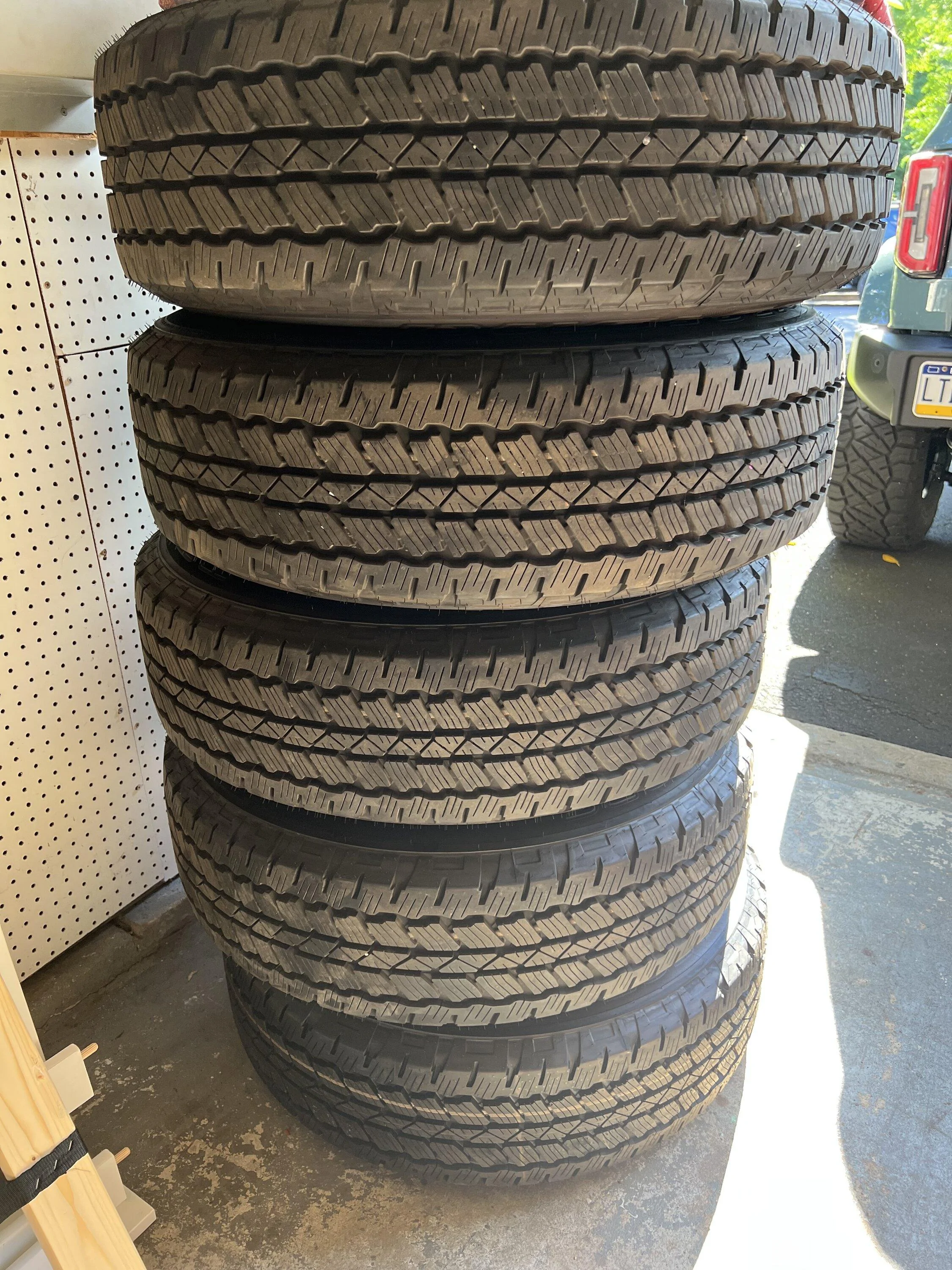Ford Bronco OBX takeoffs A19F5DE3-466B-4C54-A515-CF57335183A7