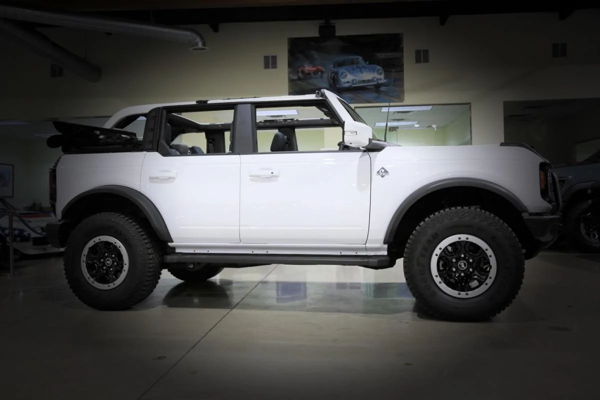 Ford Bronco Does my Bronco have a "VIN yet"? 2021-ford-bronco-4-door-outer-banks