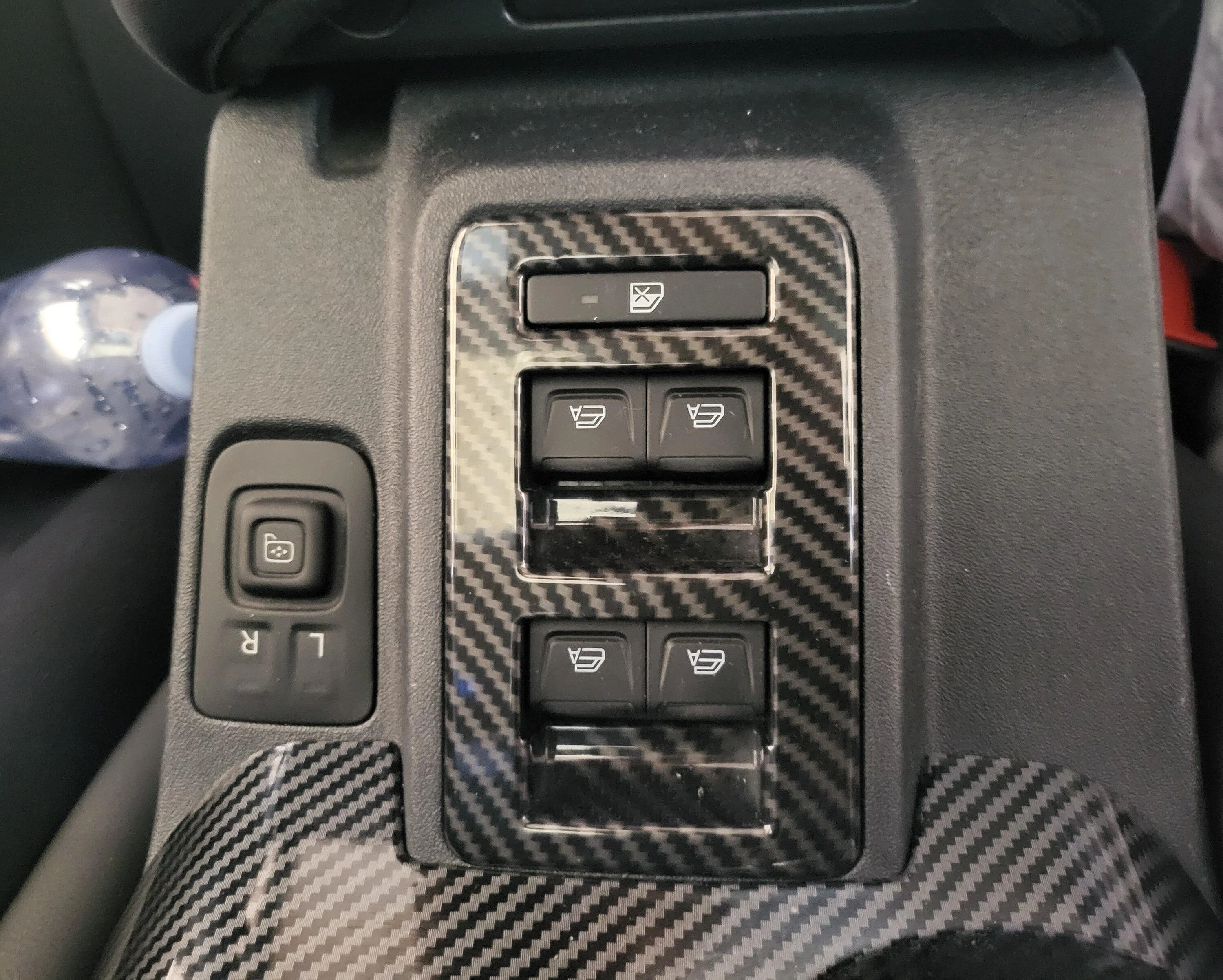 Ford Bronco Leather steering wheel wrap installed 20220815_160006