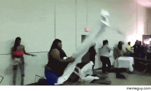 ding-chair-in-mid-air-no-idea-whats-going-on-23441.gif