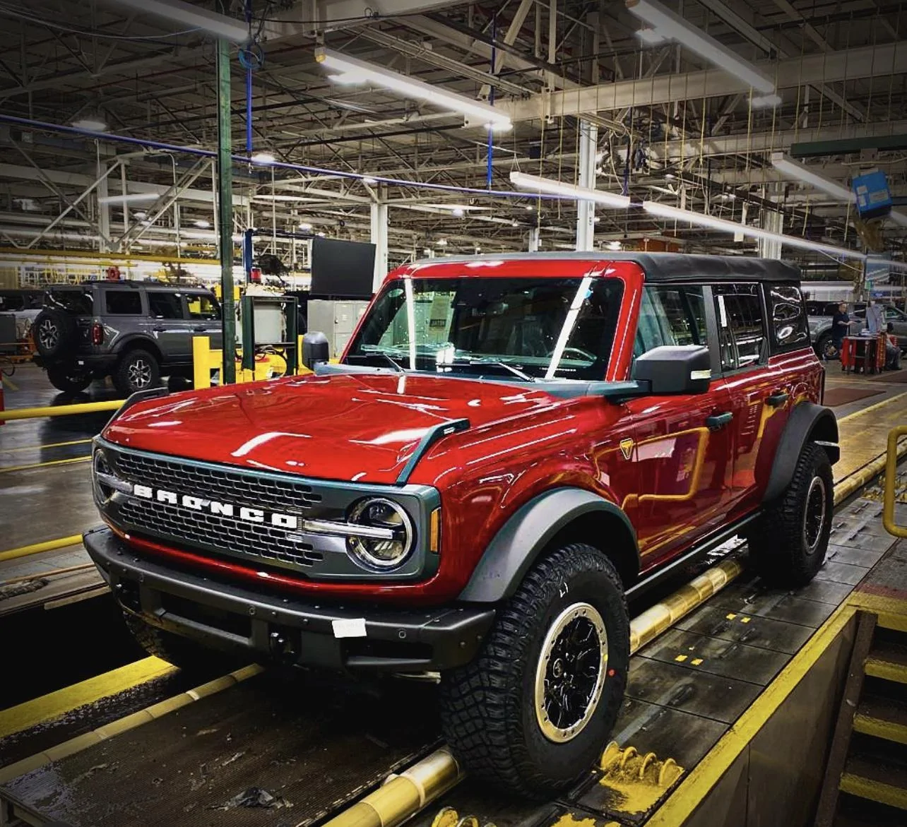 Ford Bronco Post your BEFORE & AFTER! 3614A1F8-980D-4F58-8CFD-6D5EEA325936