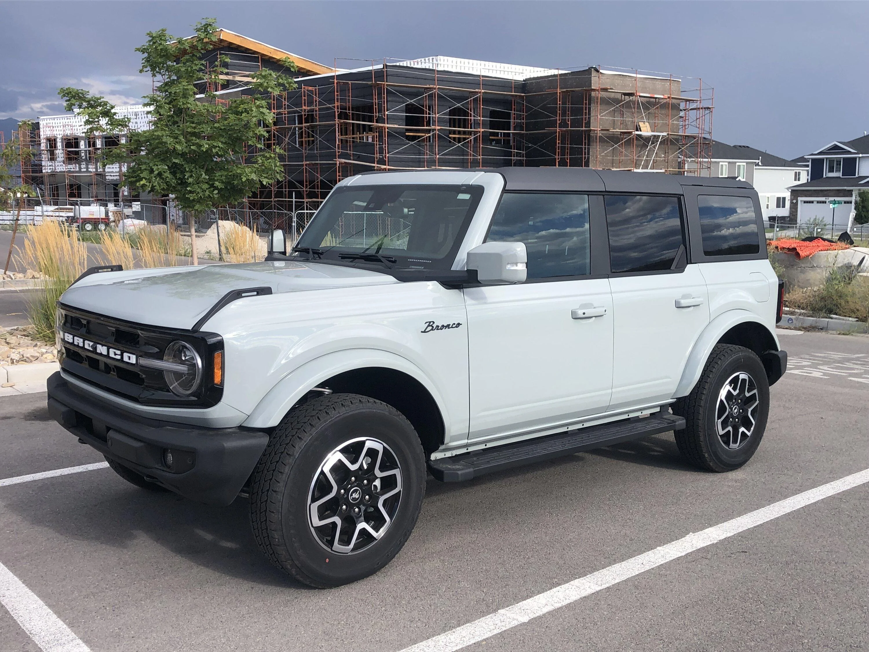 Ford Bronco CACTUS GRAY Bronco Club IMG_7347