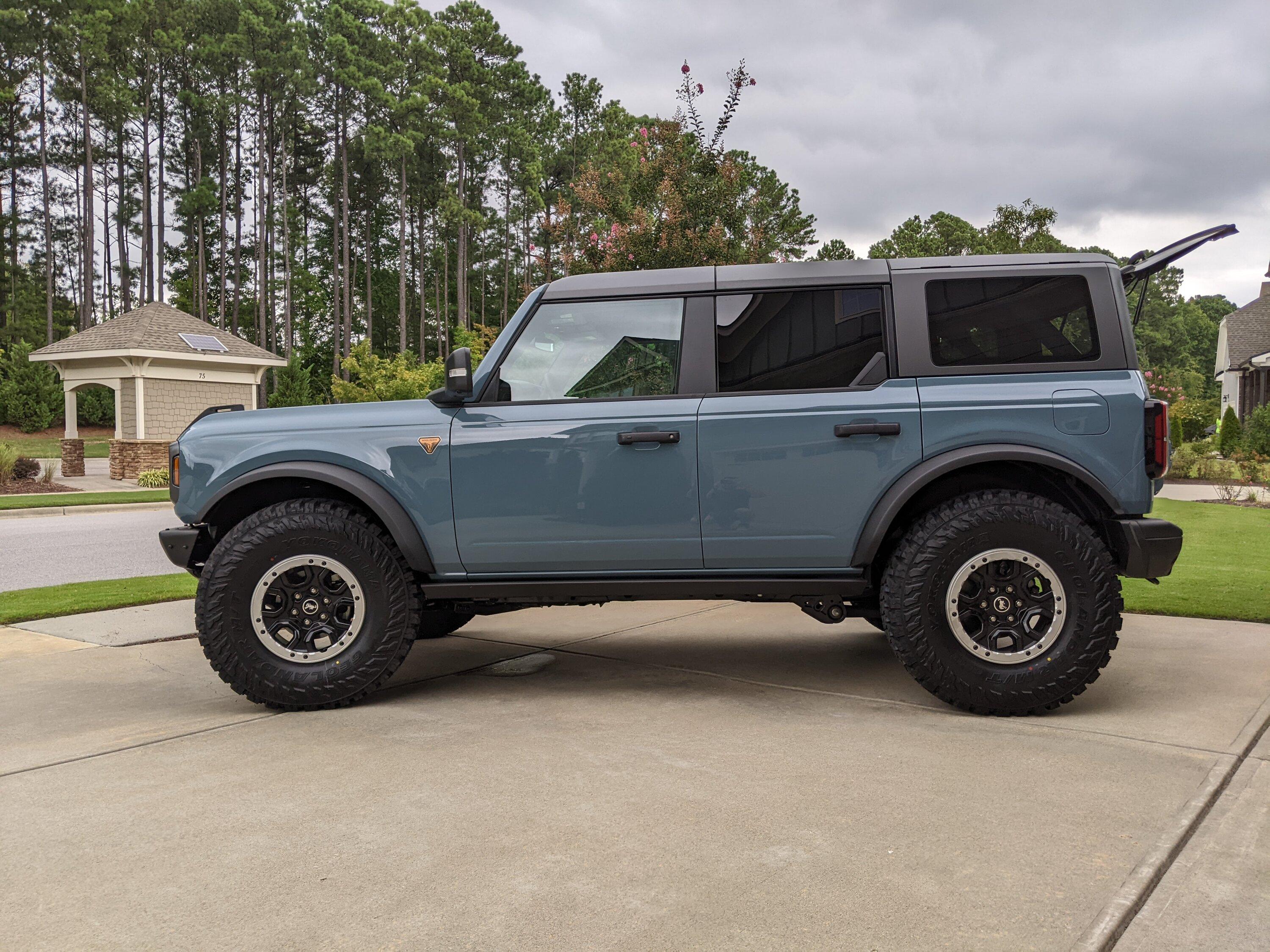 Ford Bronco What did you do TO / WITH your Bronco today? 👨🏻‍🔧🧰🚿🛠 PXL_20220816_184211614
