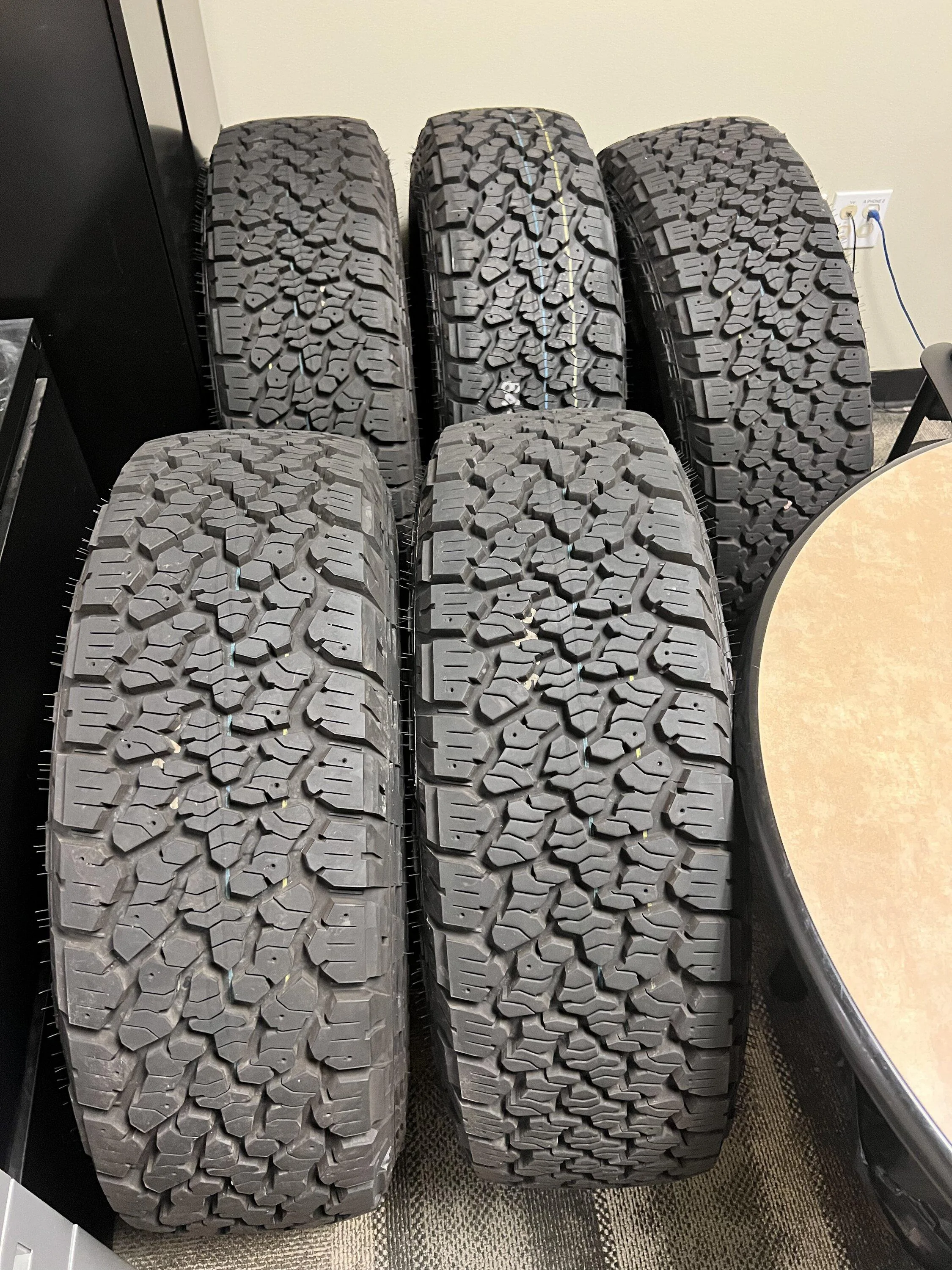 Ford Bronco Black Diamond wheels and tires 5448B97B-E874-4CA8-8FEC-F552748AD777