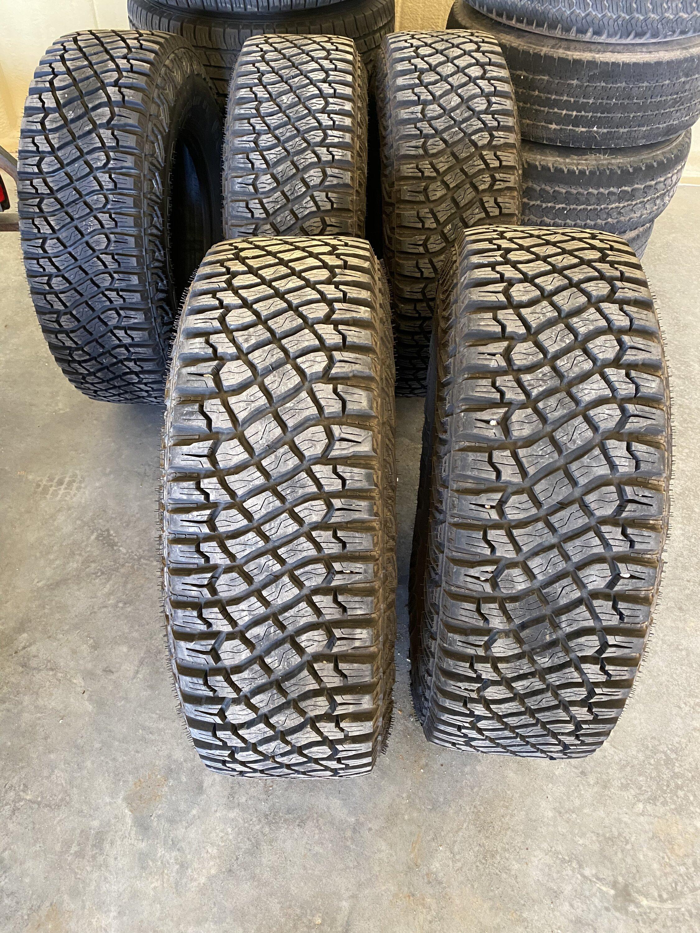 Ford Bronco Sasquatch take off tires 1AC3029D-808F-415D-8AD3-2EFCA1695992