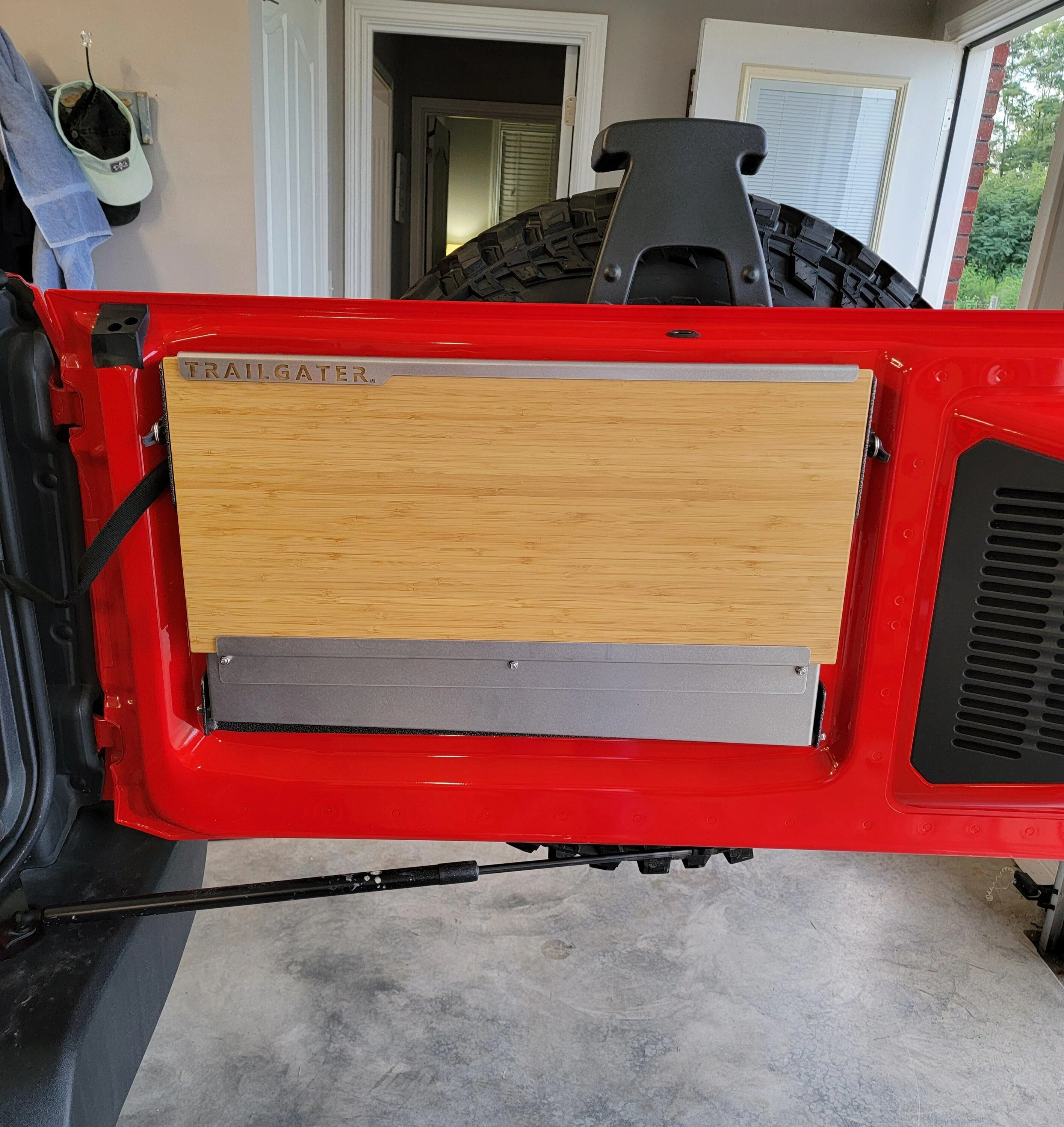 Ford Bronco Tailgate Table 20220815_200418