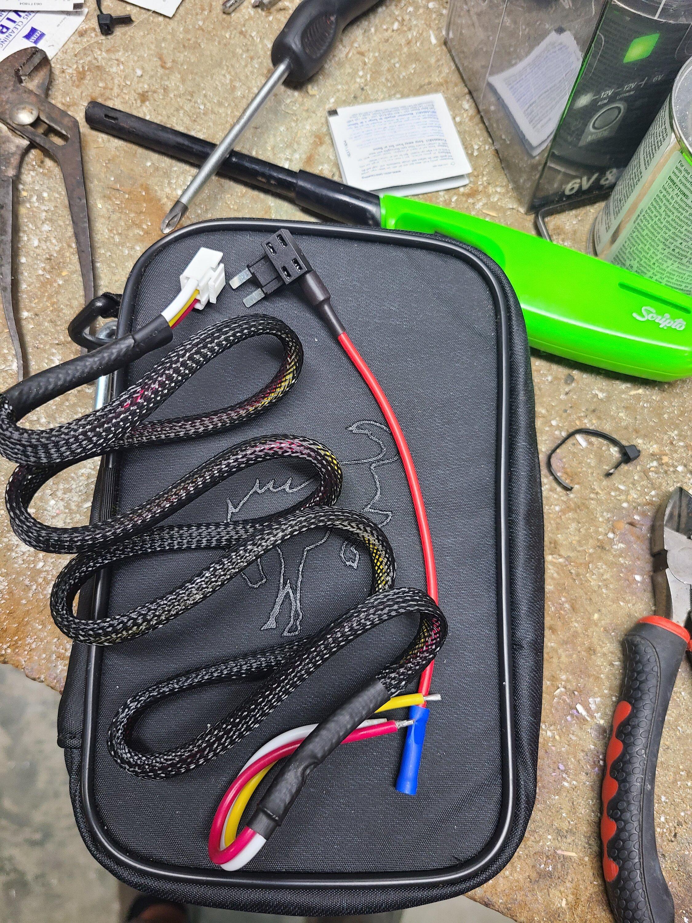 Ford Bronco Plug and Play AUX Controller? 20220818_151904