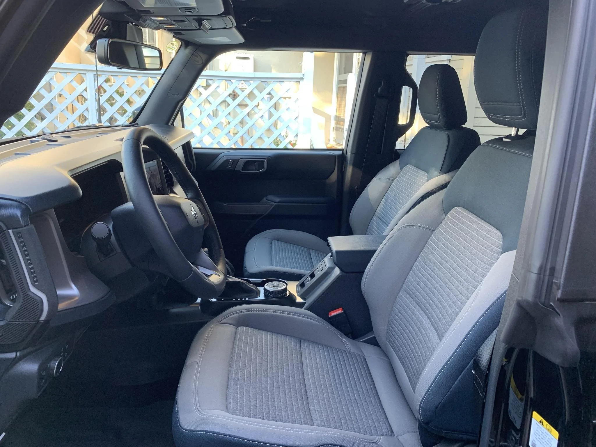 Ford Bronco OBX interior question (black onyx color?) CD7F2F7E-0CAB-4554-A5A7-9049CF5746C1