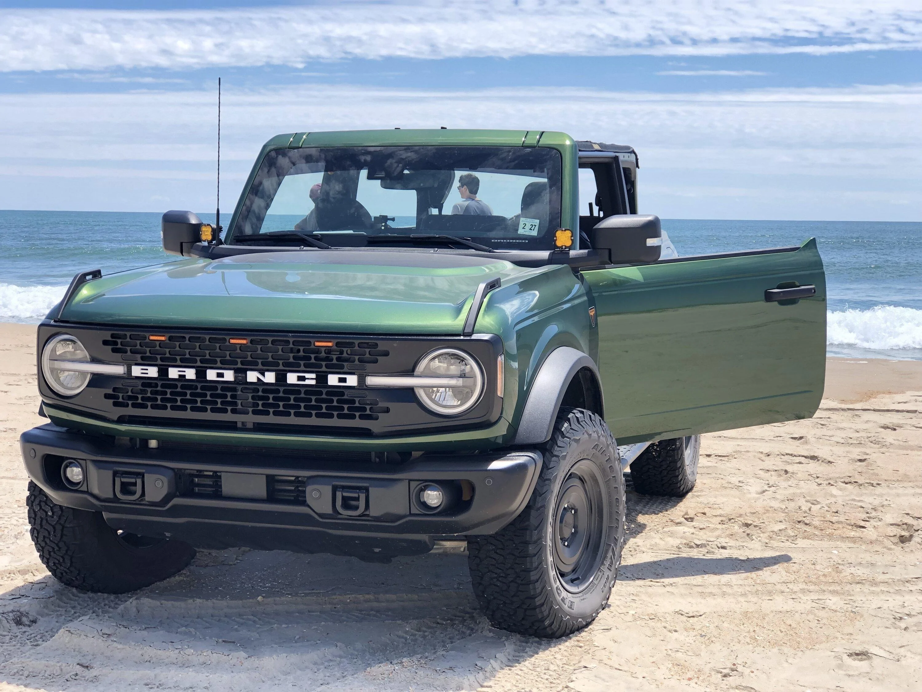 Ford Bronco NJ Marsh & Pines Build 6082310A-670F-4AE7-81B3-600645D02639