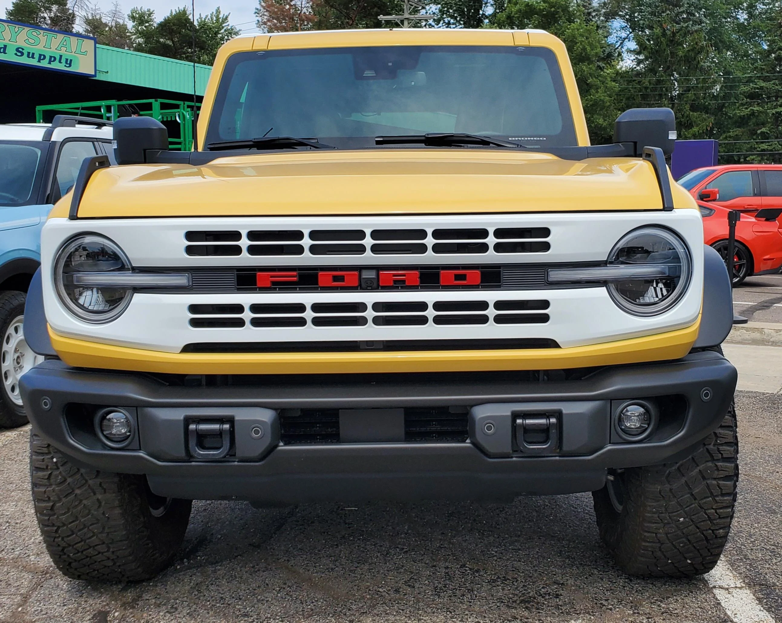 Ford Bronco More Yellowstone & Race Red Heritage Bronco photos from Woodward 20220820_143634