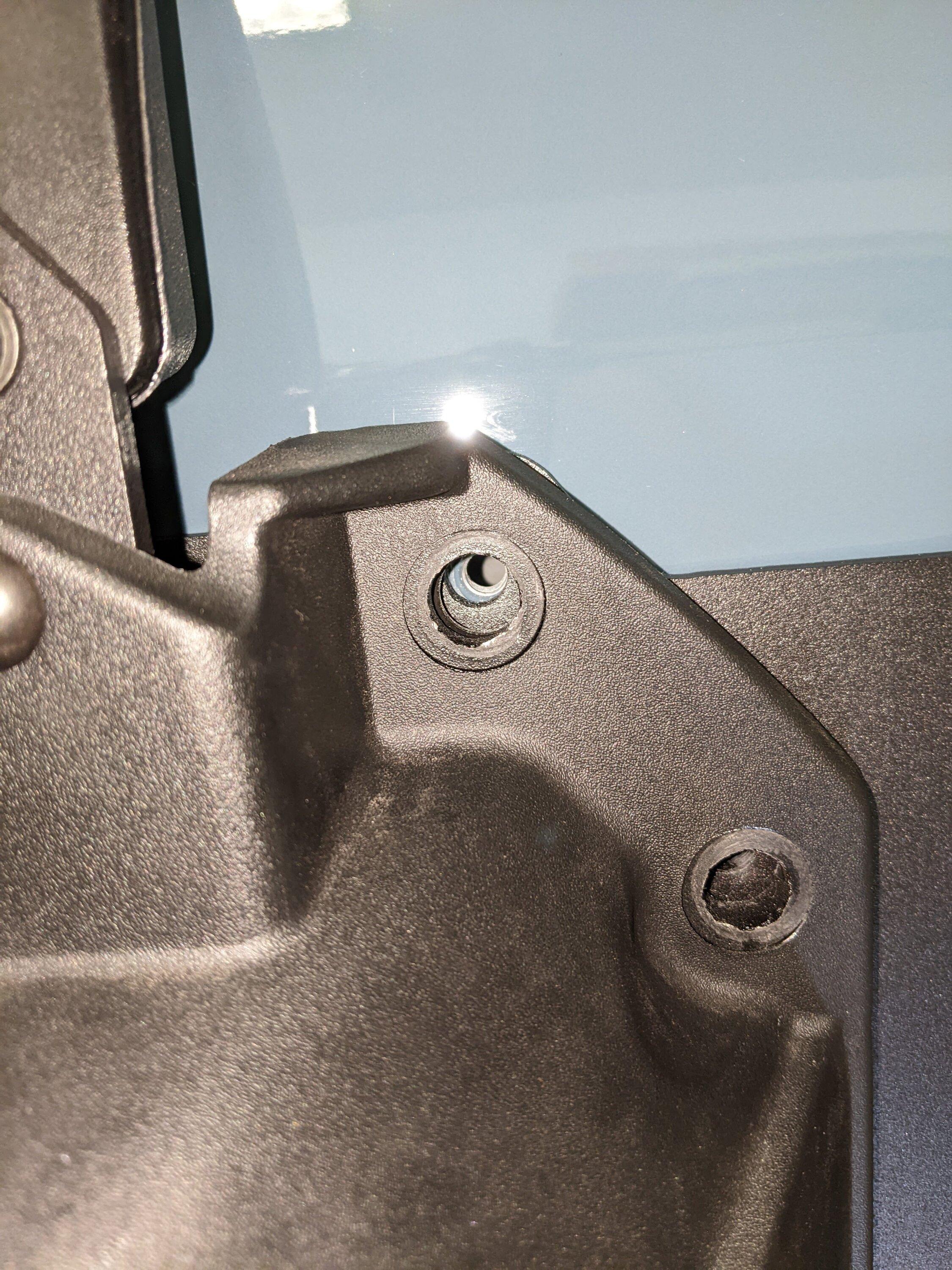 Ford Bronco Issues with Rough Country Tailgate Reinforcement PXL_20220820_223834087