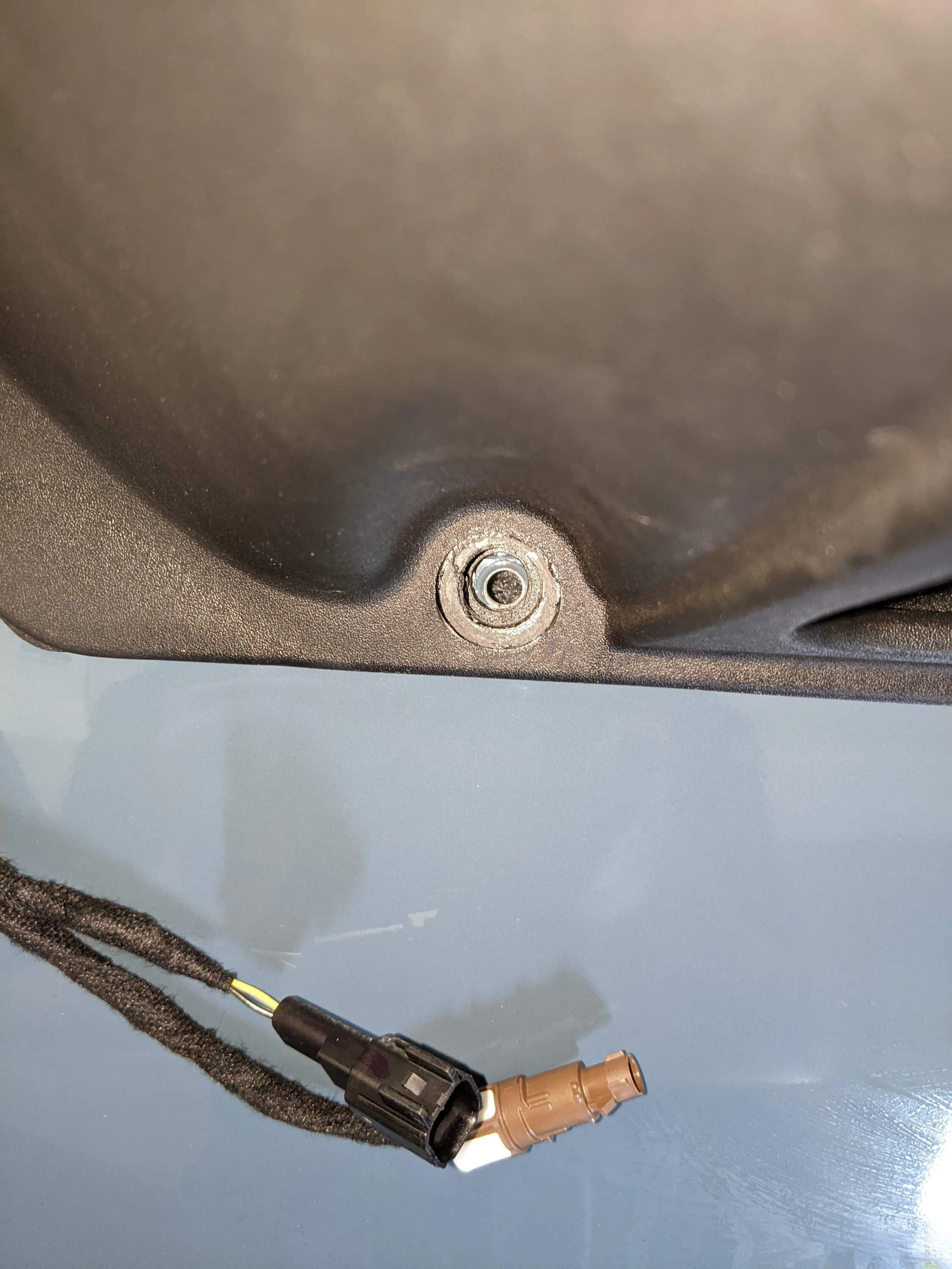 Ford Bronco Issues with Rough Country Tailgate Reinforcement PXL_20220820_223842522