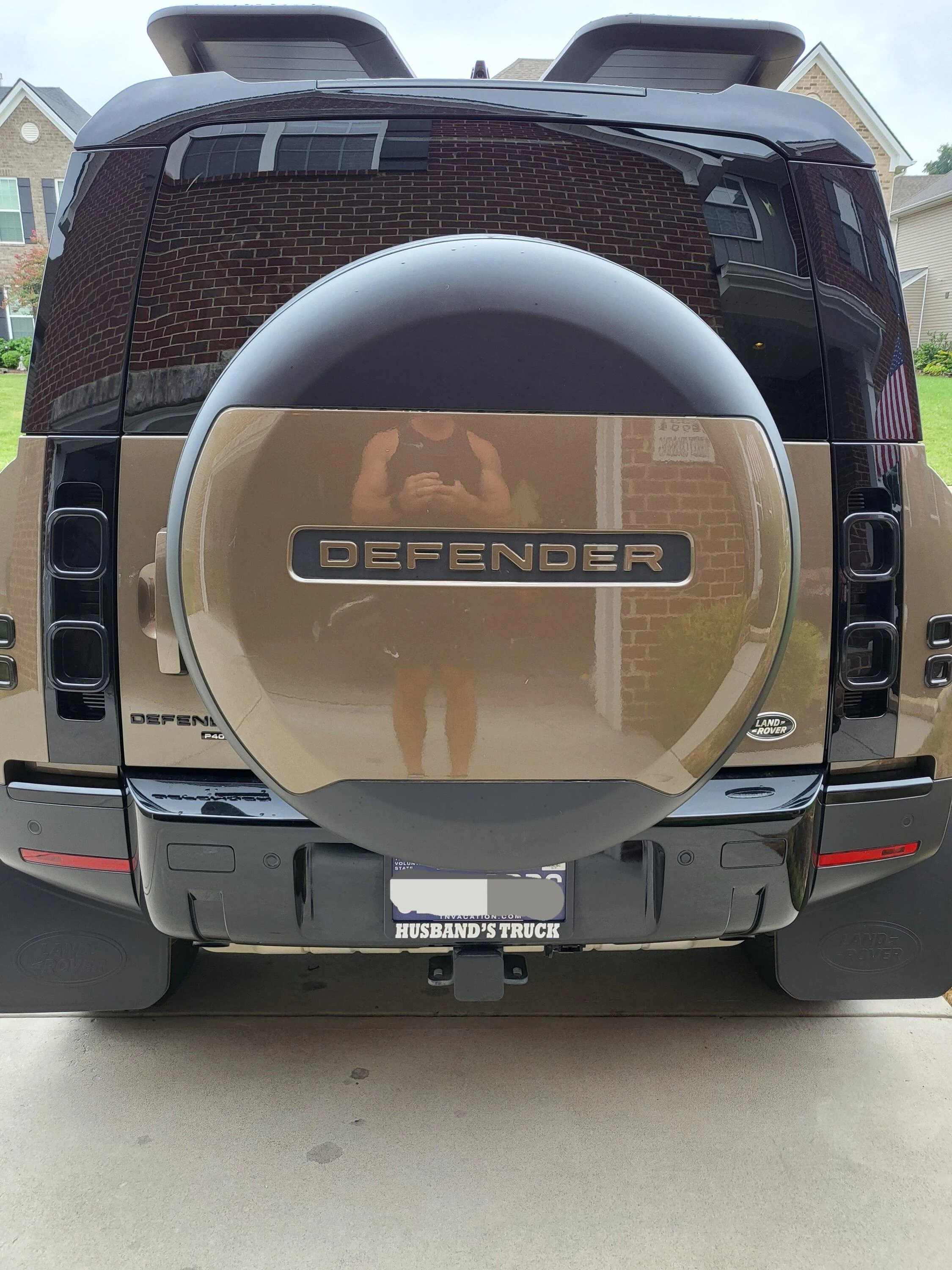 Ford Bronco Looking for hard shell spare tire cover 20220821_110851