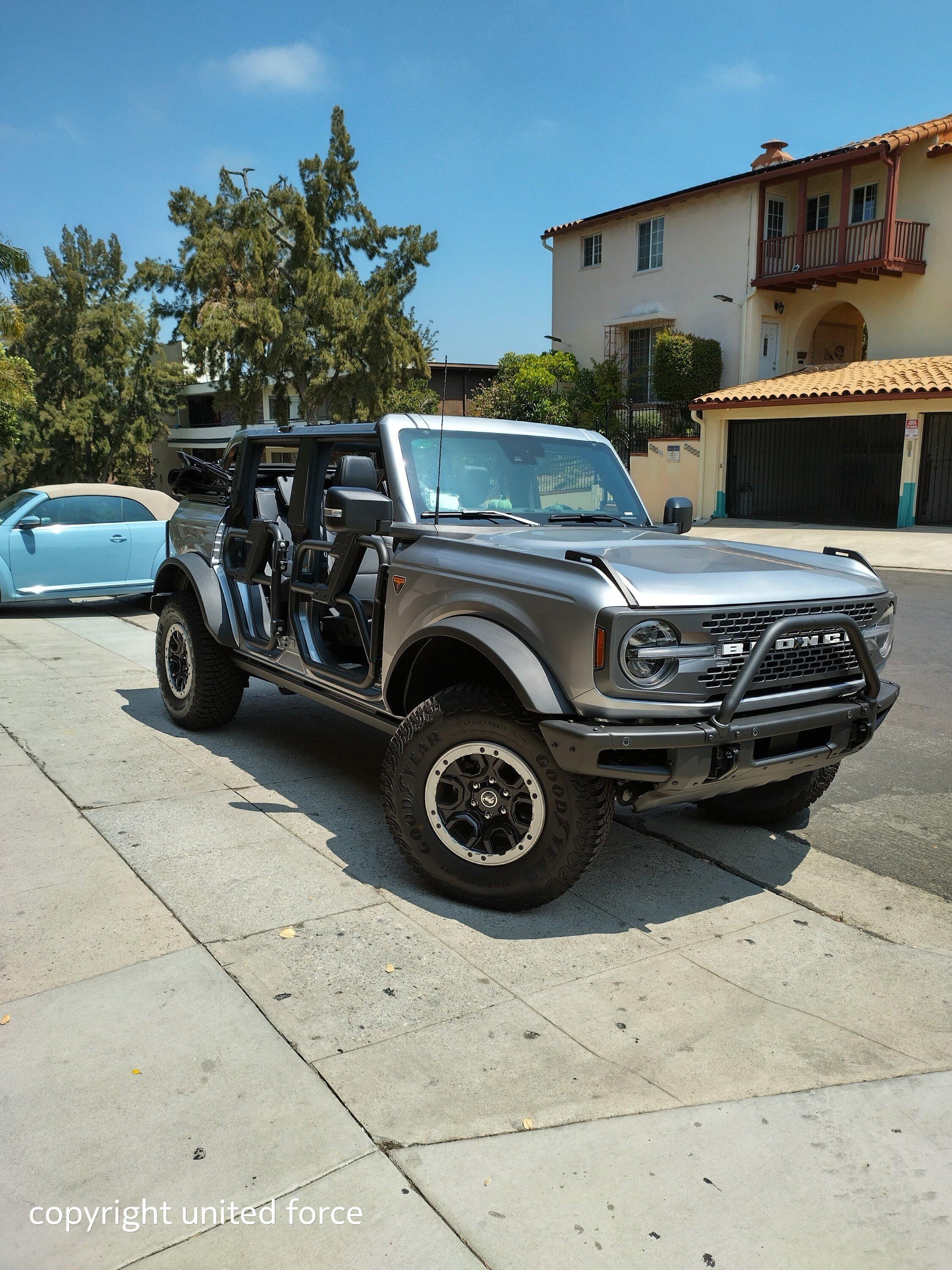 Ford Bronco Tube Doors Installed IMG_20220820_122942_HDR