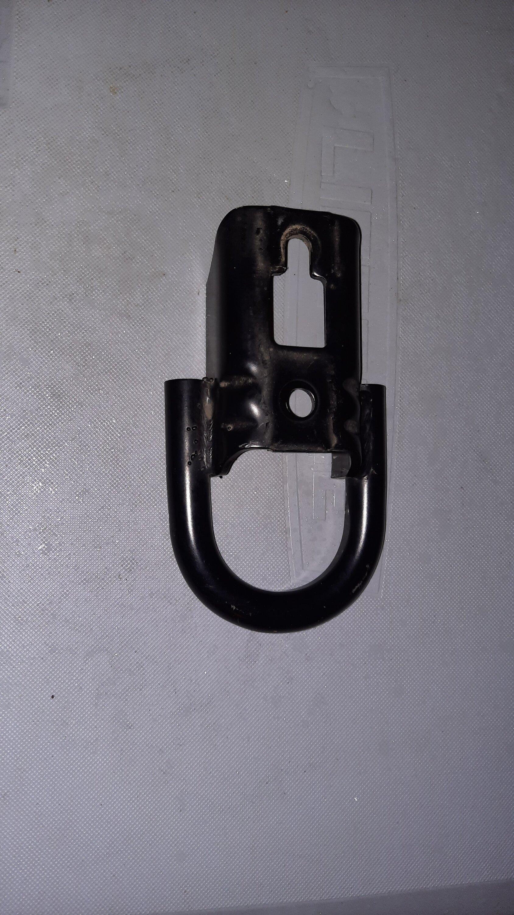 Ford Bronco Wanted - 1 rear tow hook Towhook