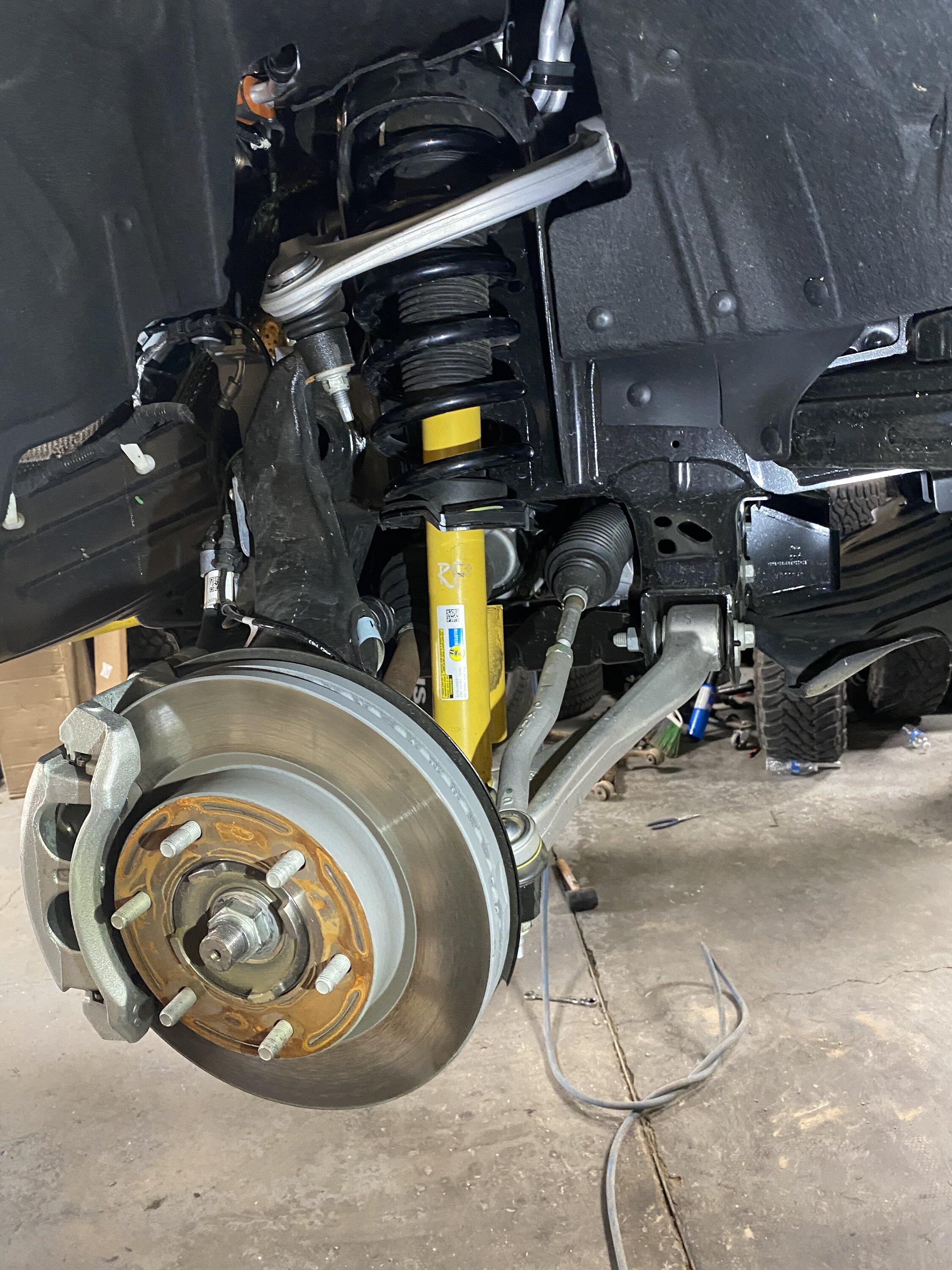 Ford Bronco What did you do TO / WITH your Bronco today? 👨🏻‍🔧🧰🚿🛠 7202C53A-4D27-45F8-9AFC-314C1F34BF83