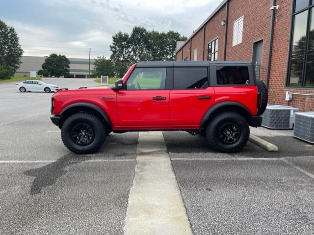 Ford Bronco Anyone installed Rough Country 1" leveling kit? Bronco