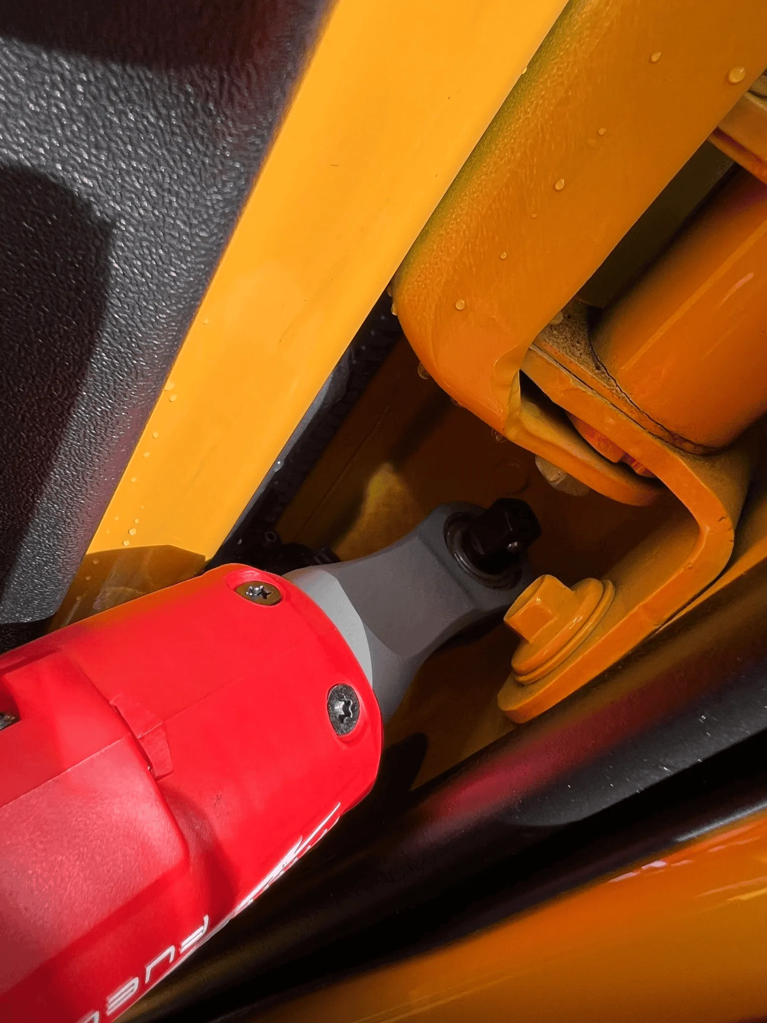 Ford Bronco Will this cordless ratchet work with taking doors on/off? 1661363542150
