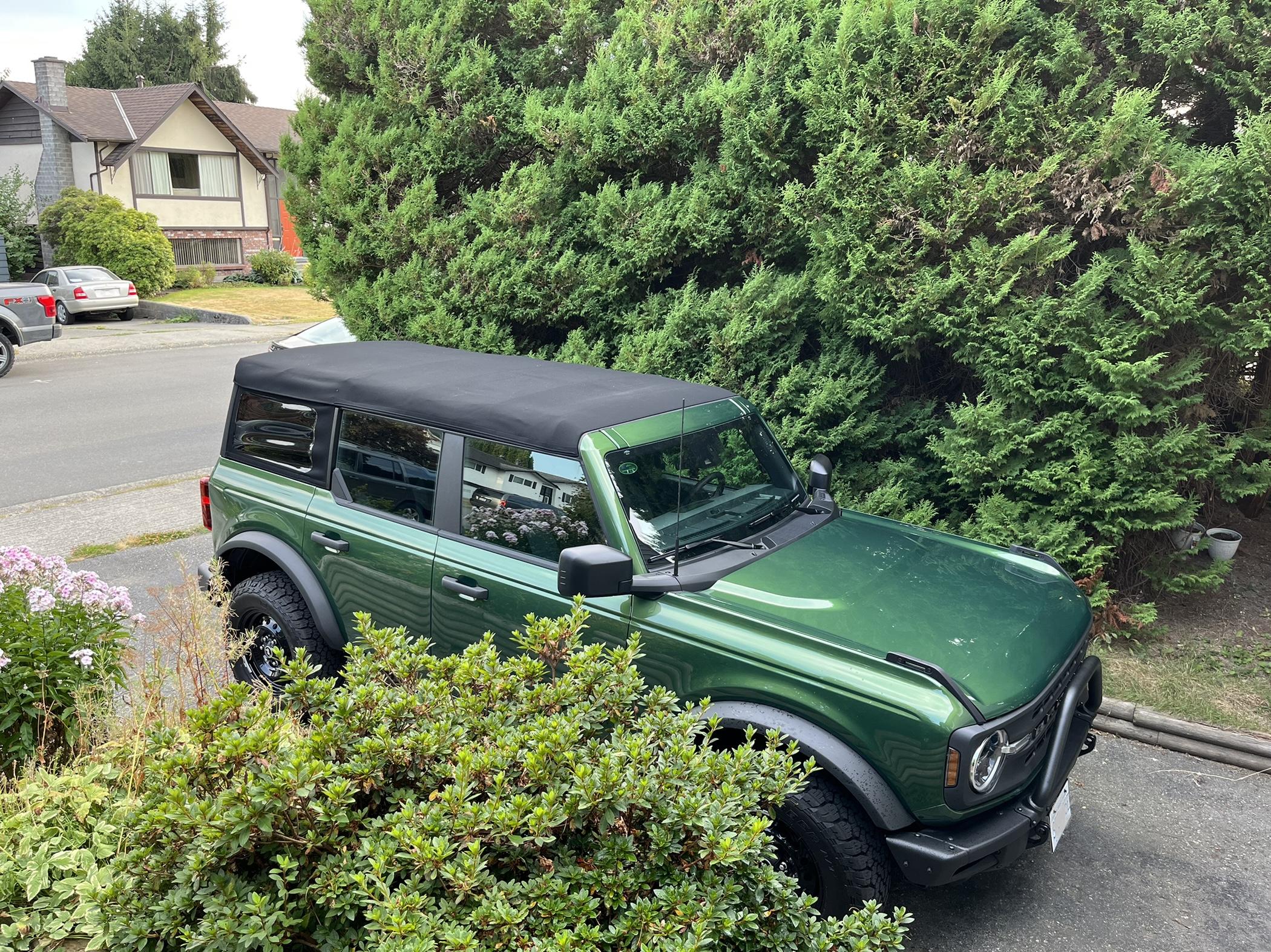 Ford Bronco ERUPTION GREEN Bronco Club IMG-4334