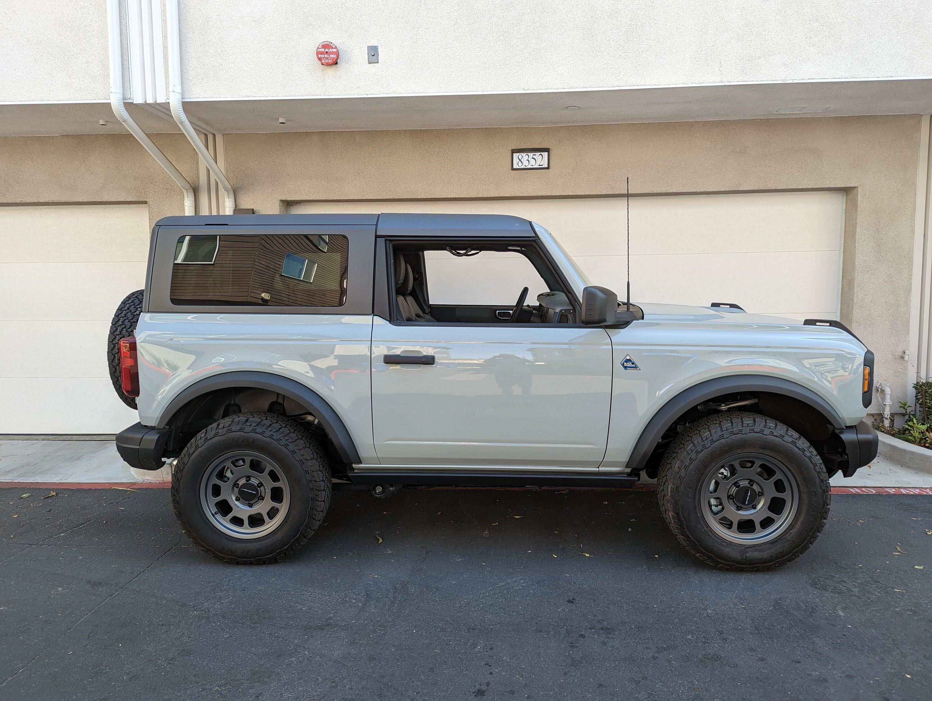 Ford Bronco Show us your installed wheel / tire upgrades here! (Pics) PXL_20220824_175939772