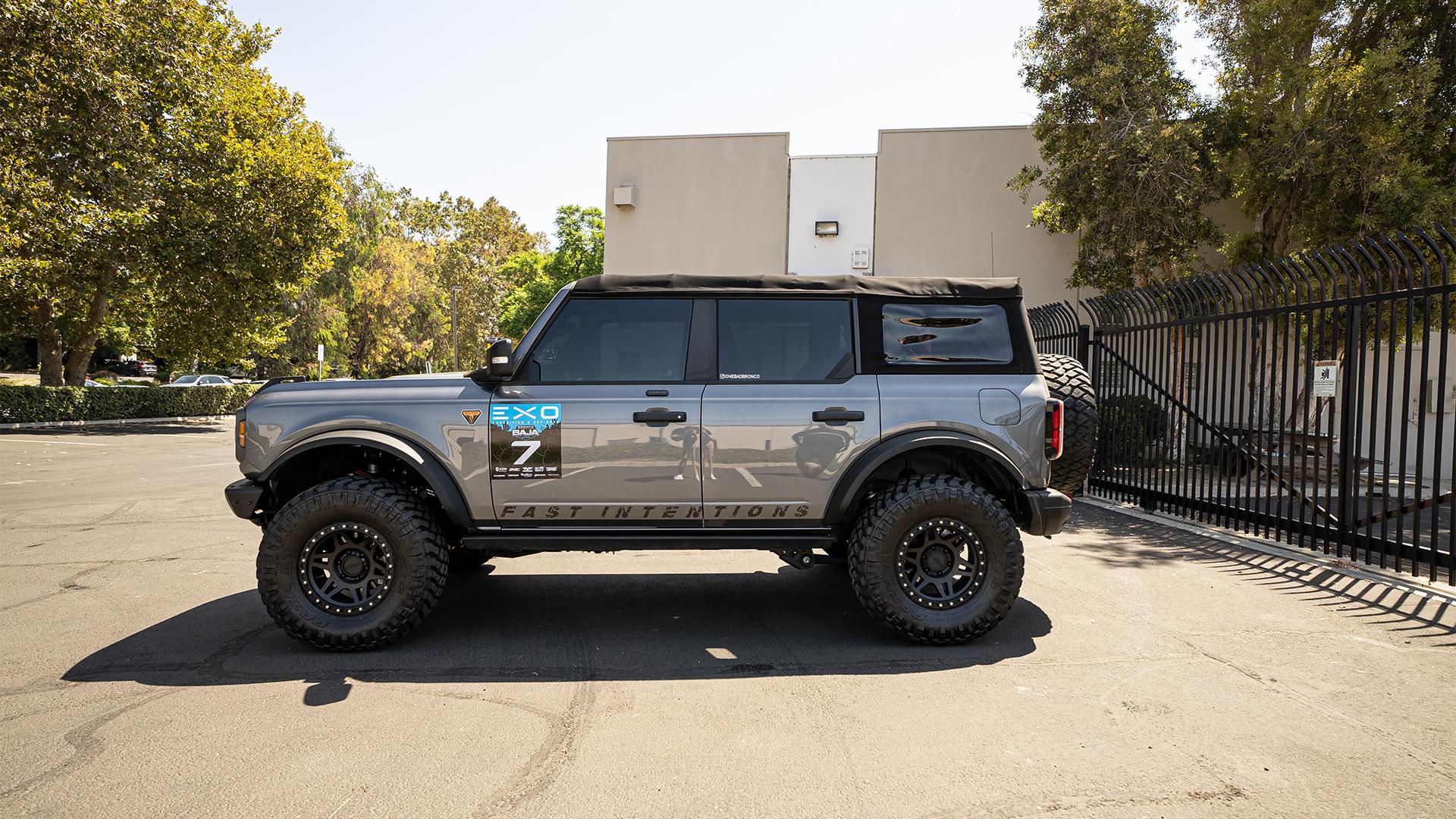 Ford Bronco BesTop TrekTop Installed - Before & After B1