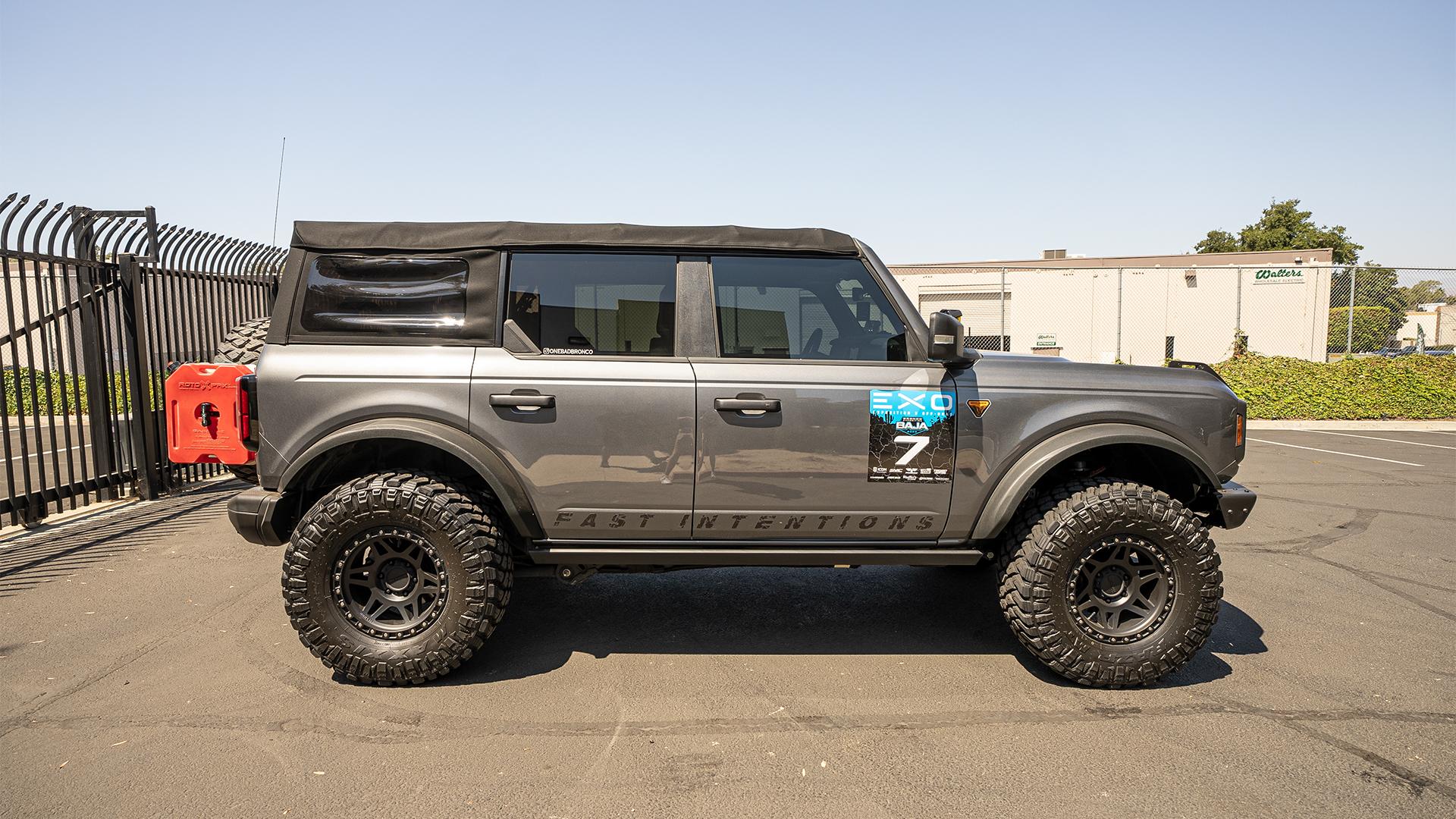 Ford Bronco BesTop TrekTop Installed - Before & After B3