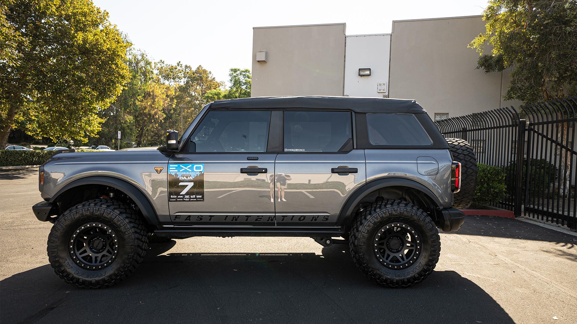 Ford Bronco BesTop TrekTop Installed - Before & After A1