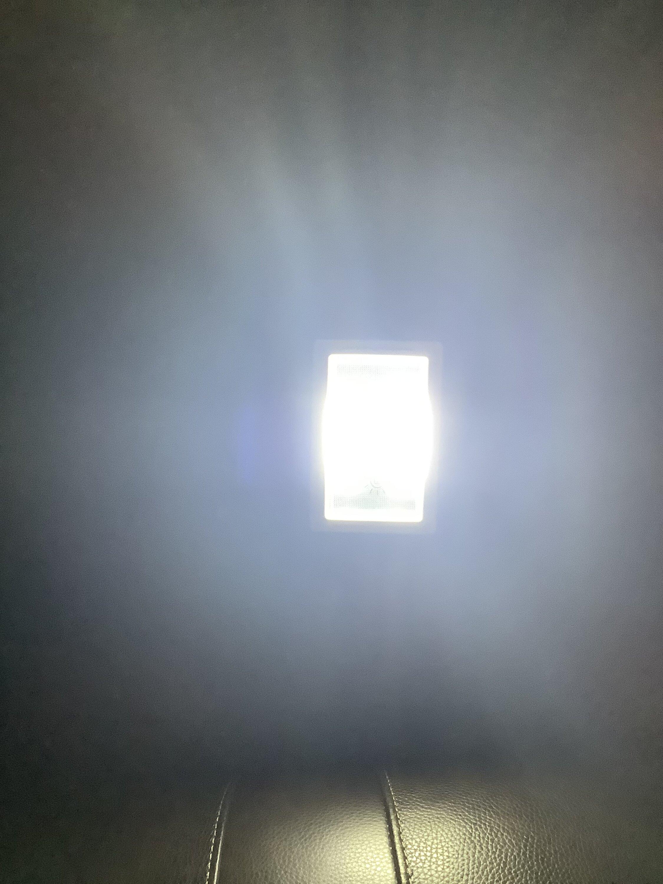 Ford Bronco Rear interior light - cheap solution 1661472367624
