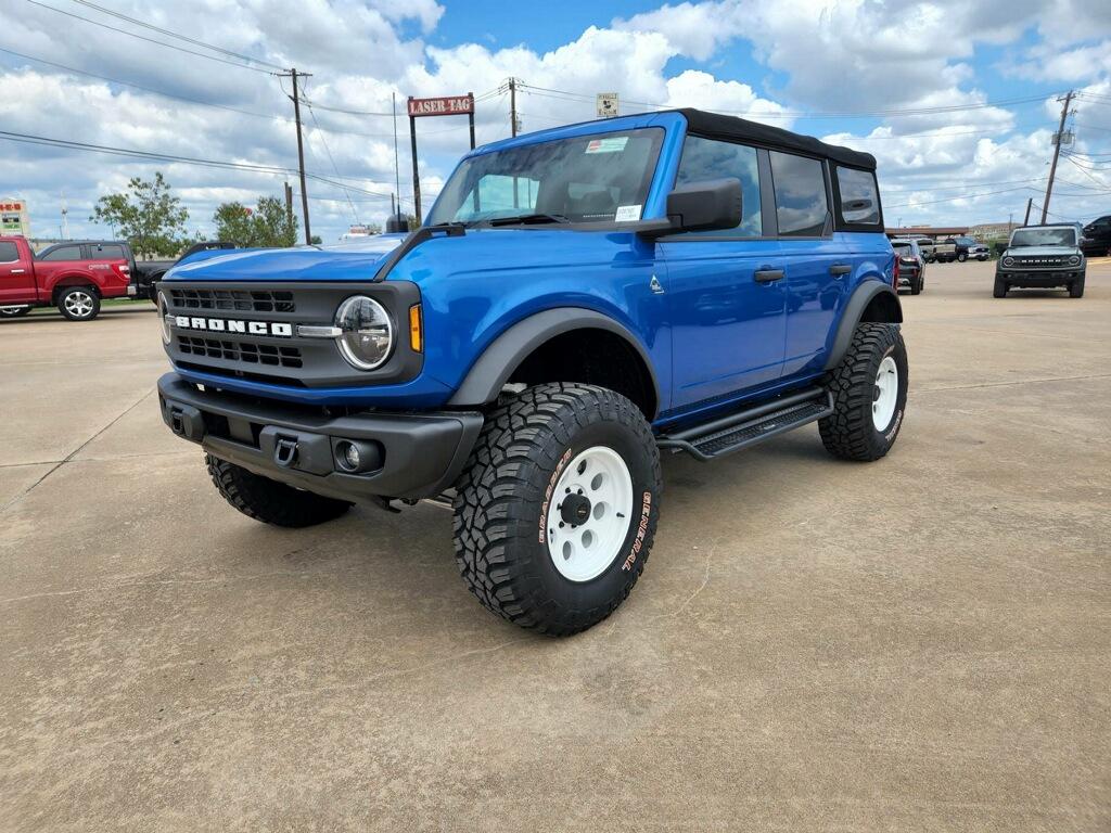 Ford Bronco Blue Black Diamond Bronco with white ProComp wheels, RC 3.5 inch lift, 35" General Grabber X3, and more... 0CD8A446-2889-43DC-96E9-639A3CA5D242