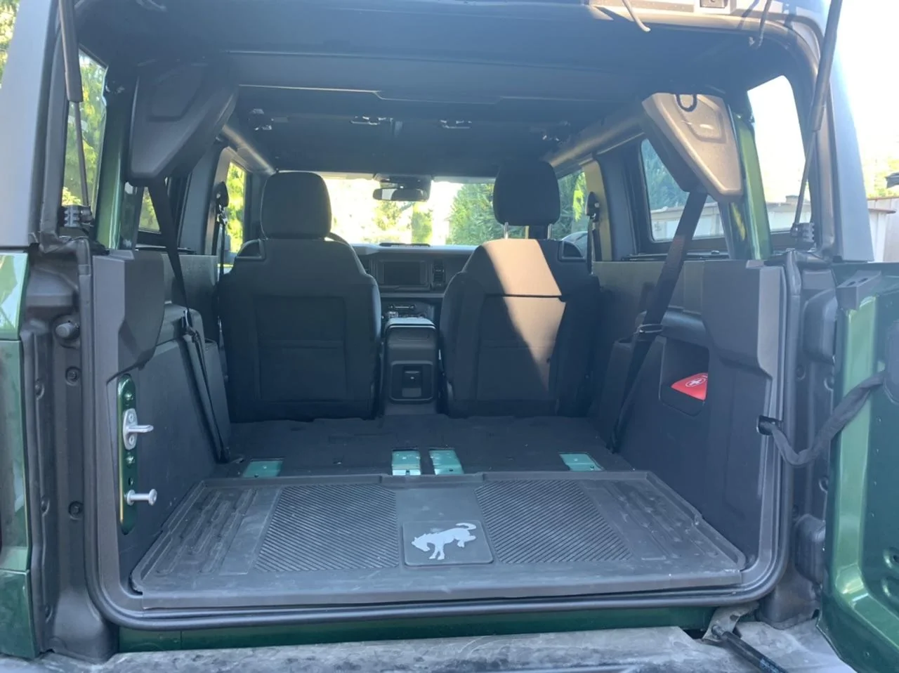 Ford Bronco What did you do TO / WITH your Bronco today? 👨🏻‍🔧🧰🚿🛠 FDED33F8-D8D5-4D0D-BA92-9E6738B771A8