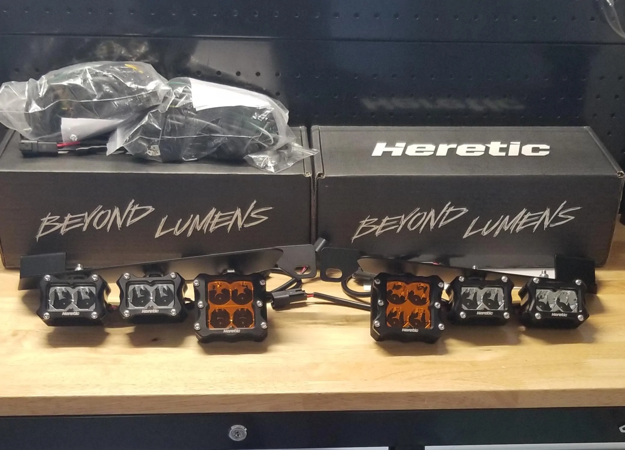 Ford Bronco Heretic Studios lights or Diode Dynamics 20220824_173027