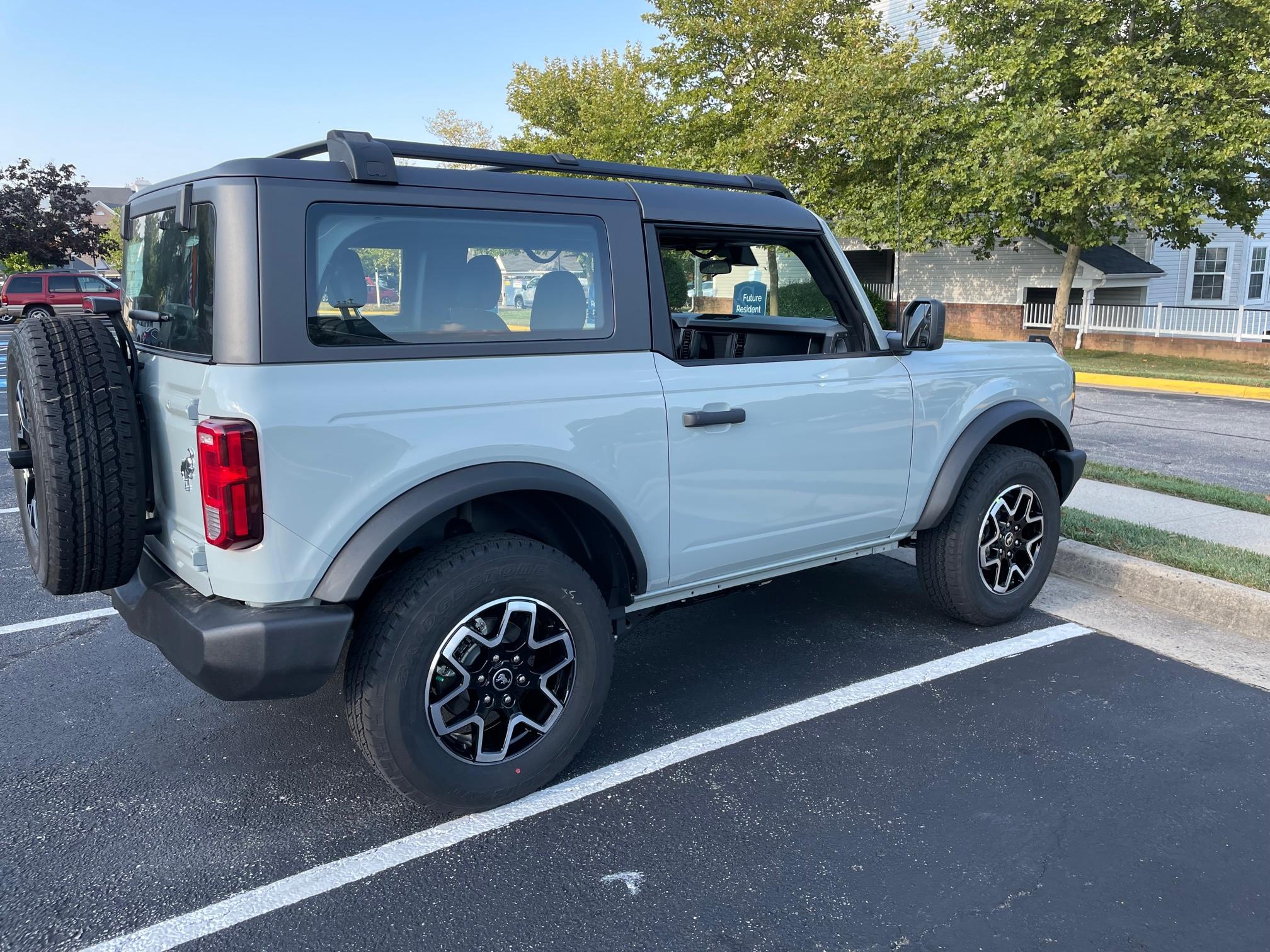 Ford Bronco CACTUS GRAY Bronco Club IMG_1259