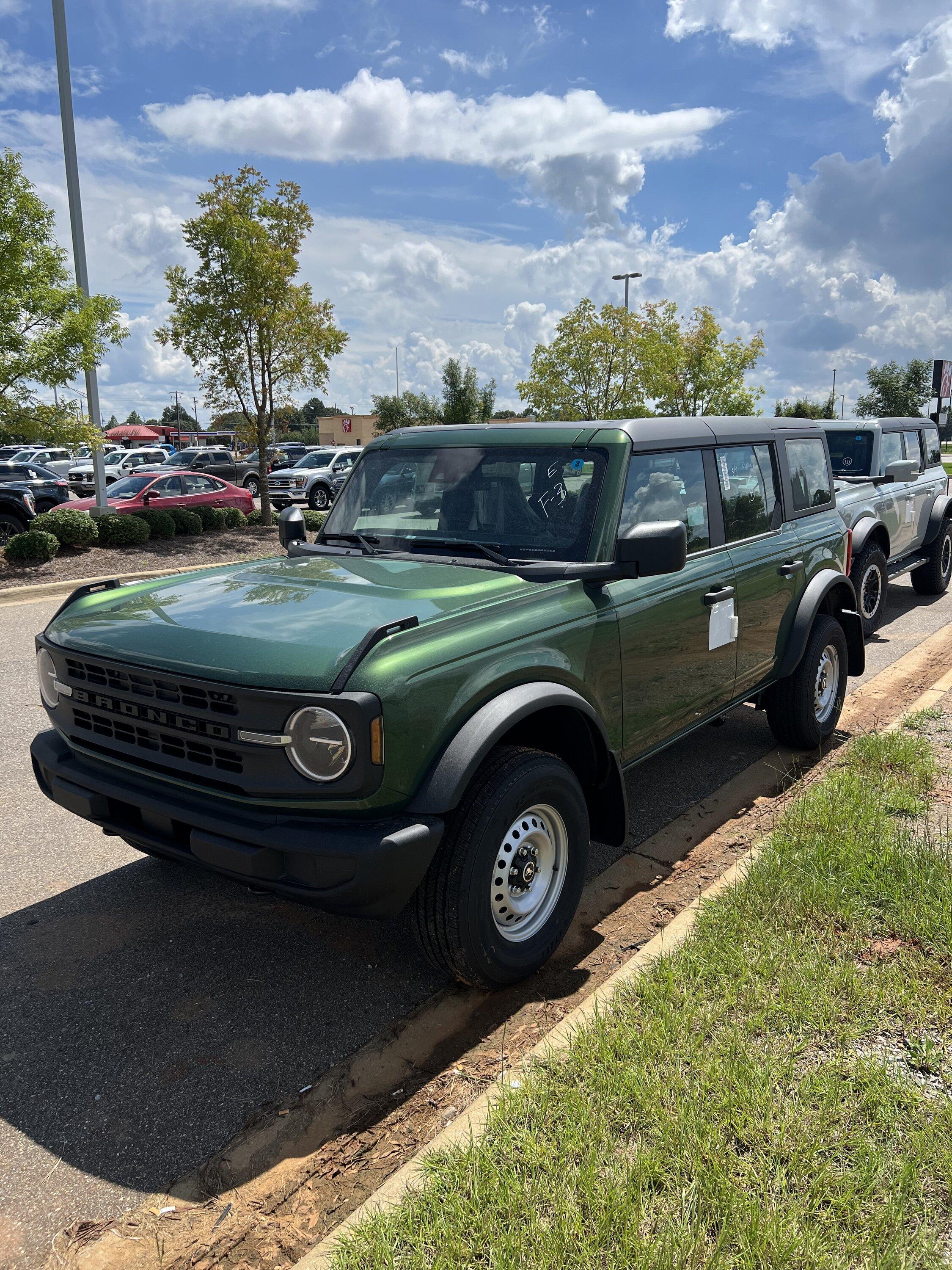 Ford Bronco 8/1/22 Build Week Group 3A4ED3DB-AFCF-4B29-BCDB-A1F87FC9B9DA