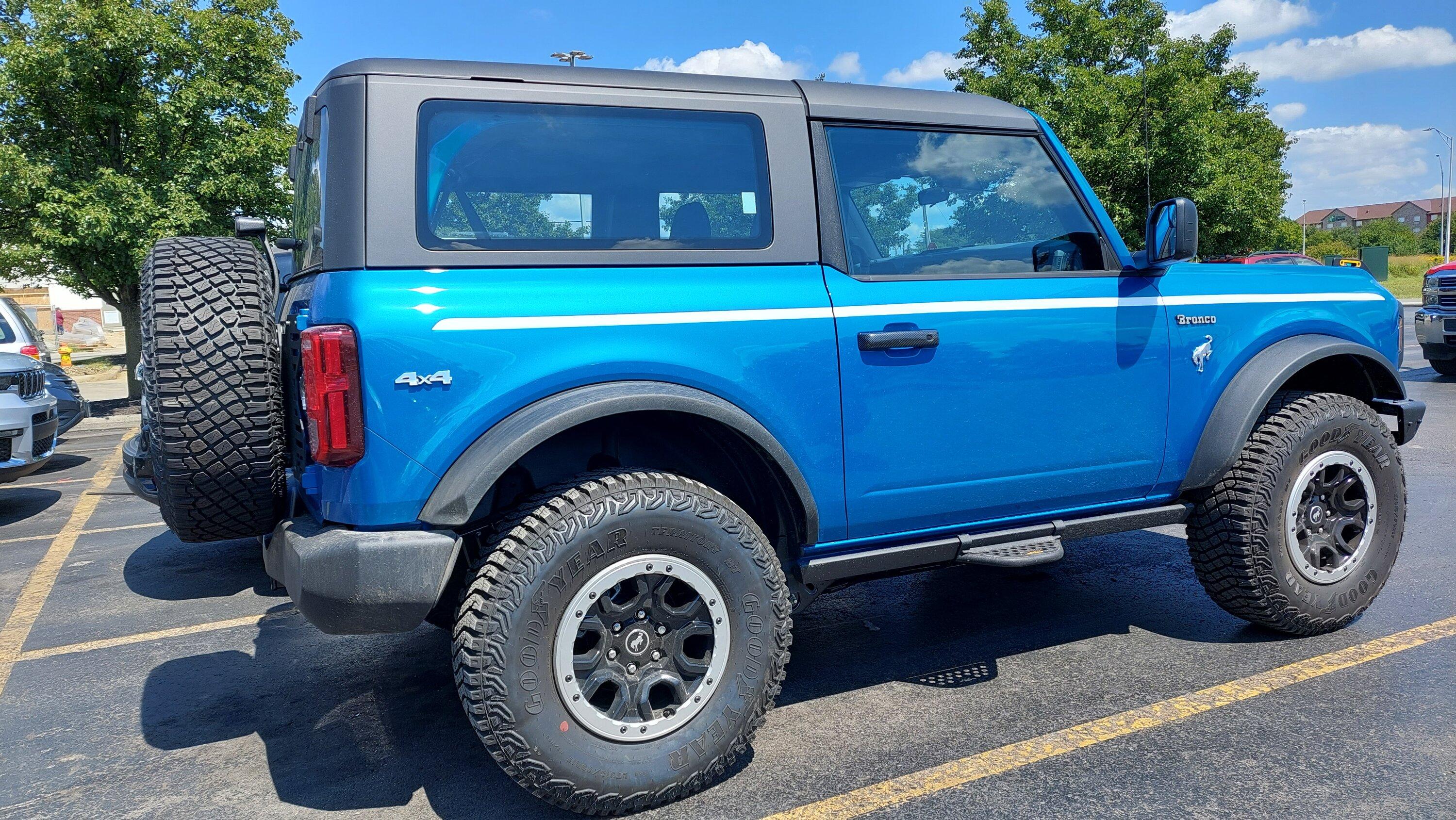 Ford Bronco Bronco R's red R poll 20220824_131701