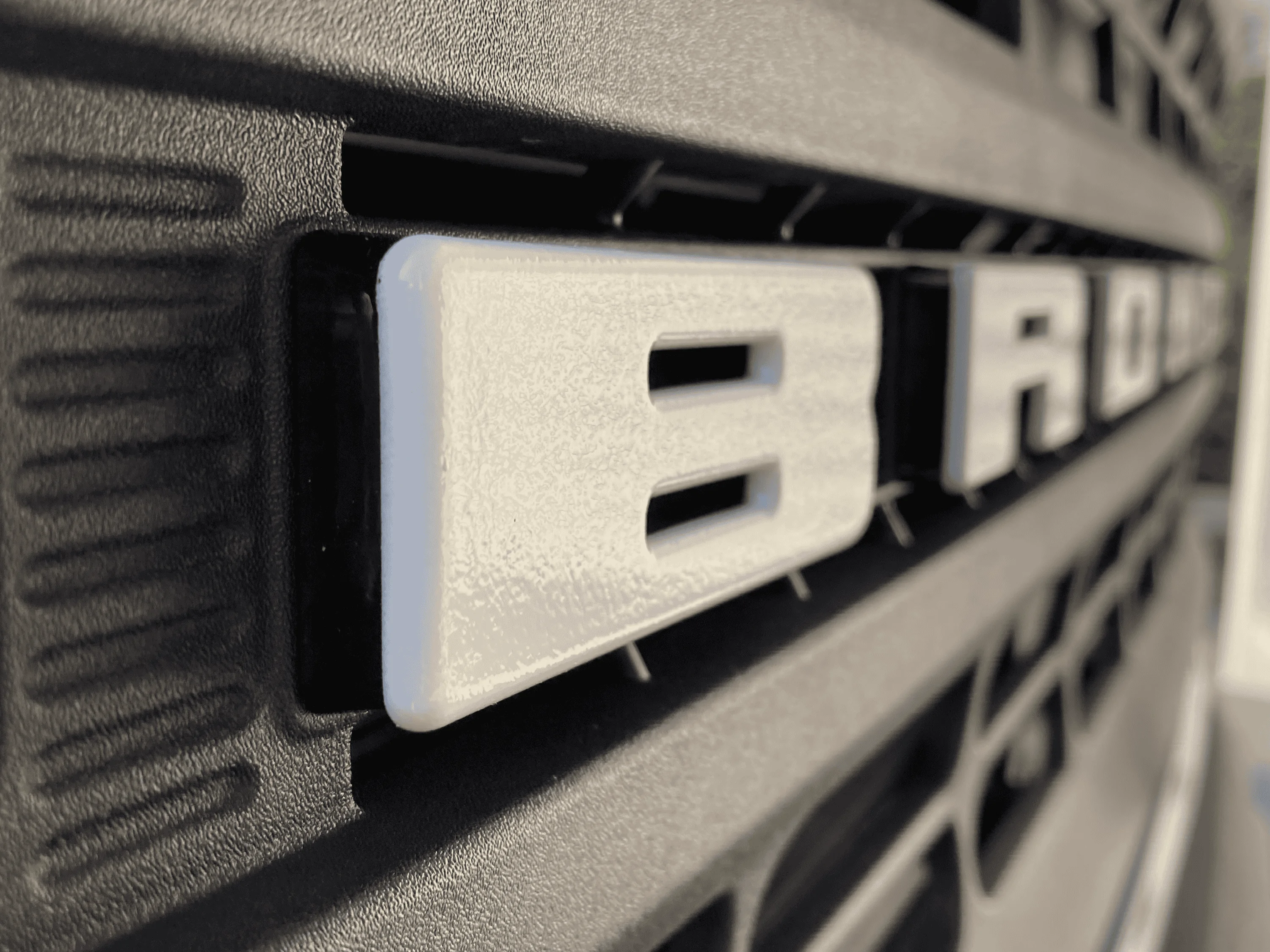 Ford Bronco Off-White Grille Letter Overlays tempImage5FAC1M