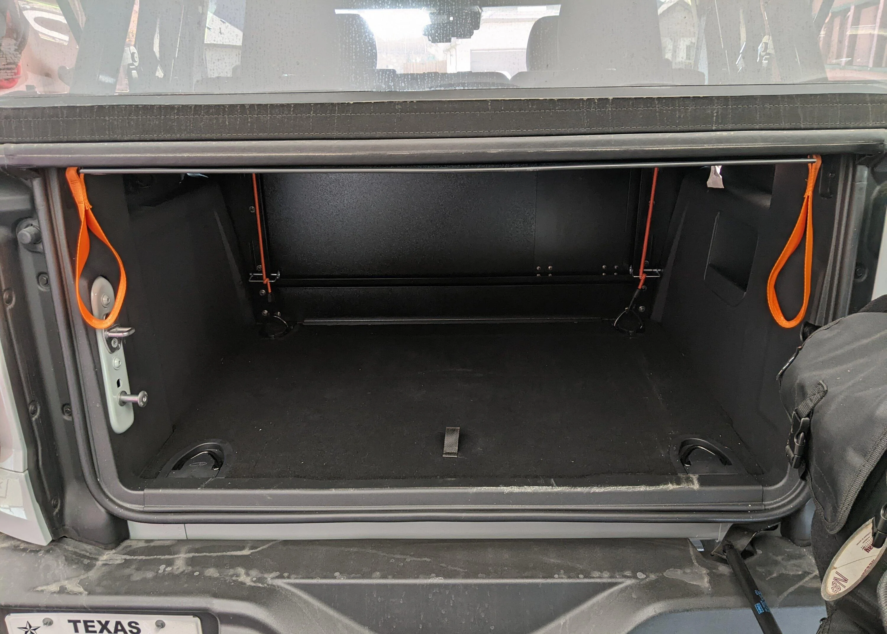 Ford Bronco Bronco Slipstream Security Enclosure PXL_20220827_220320768
