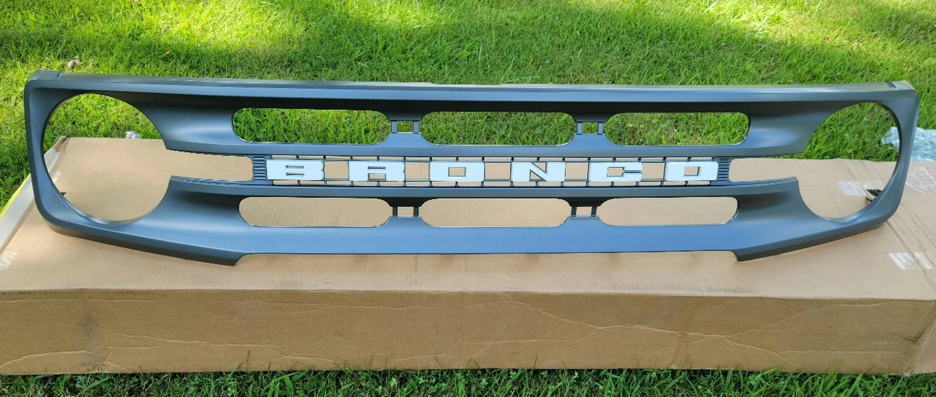 Ford Bronco WTS: Big Bend Grille -- Reduced 5WP7Wl