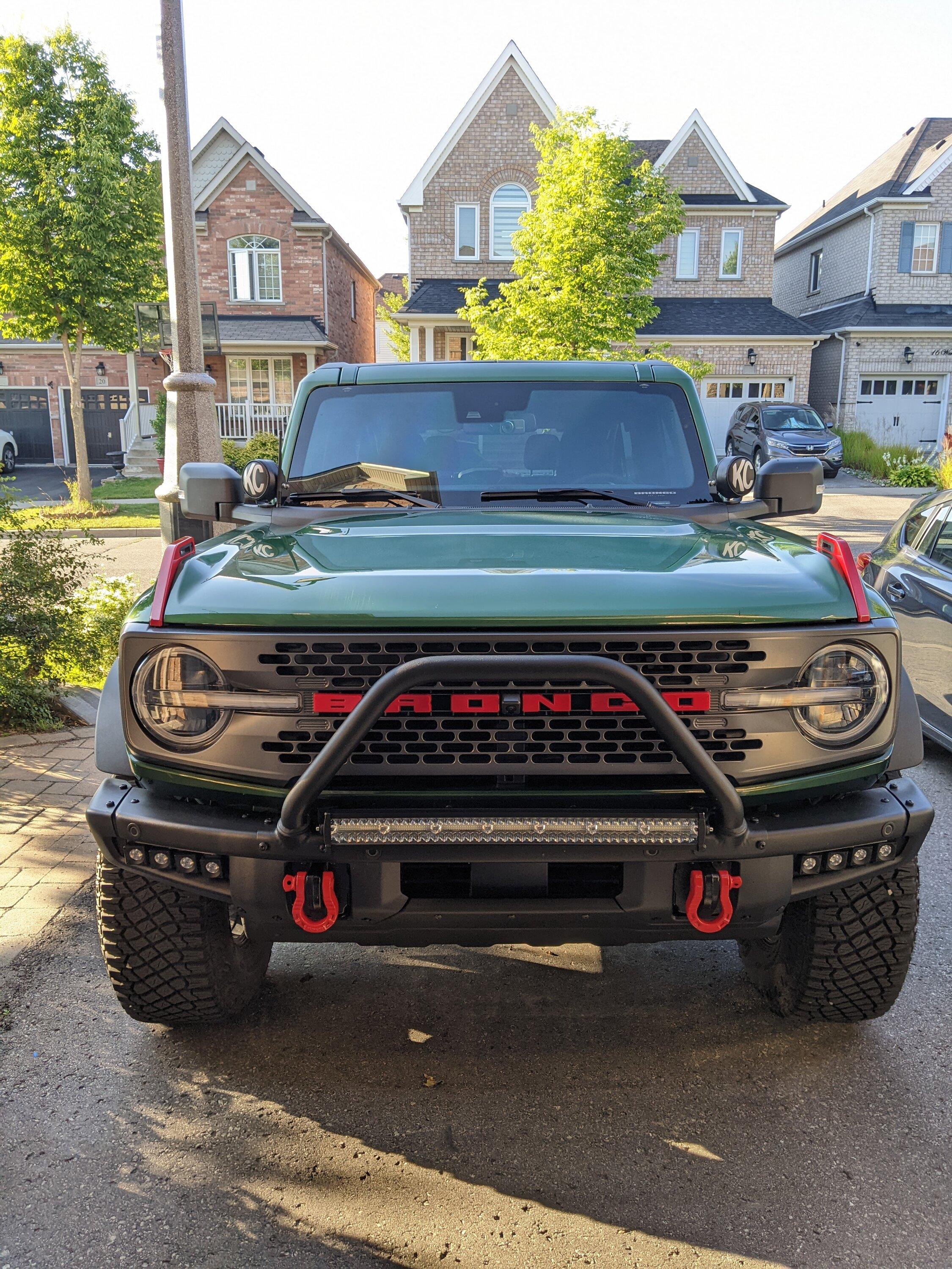 Ford Bronco What did you do TO / WITH your Bronco today? 👨🏻‍🔧🧰🚿🛠 lights