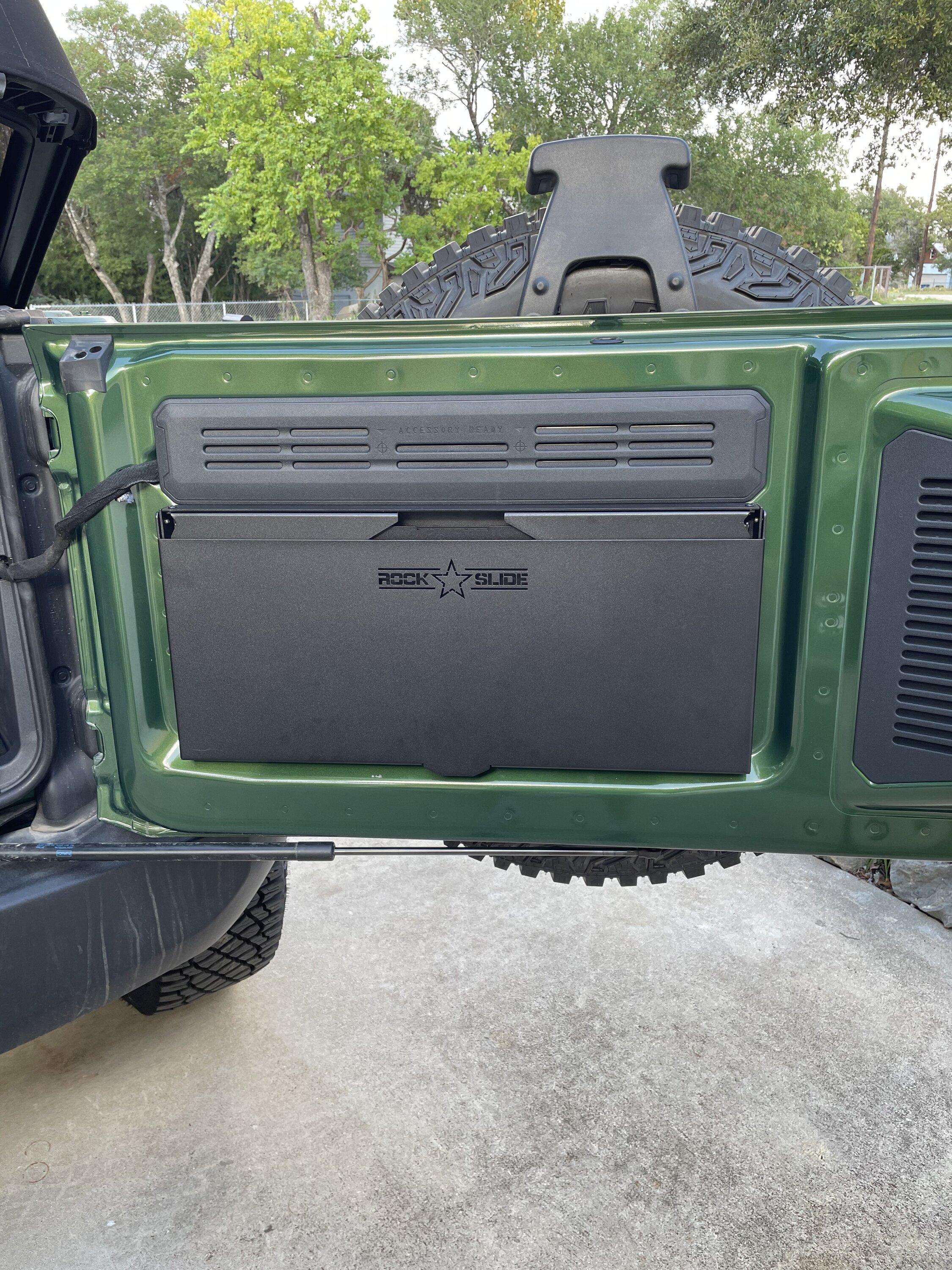 Ford Bronco Rockslide Tailgate Table installed. Review and photos. 5648DD75-51EB-4647-9B9C-DF047B58A06B