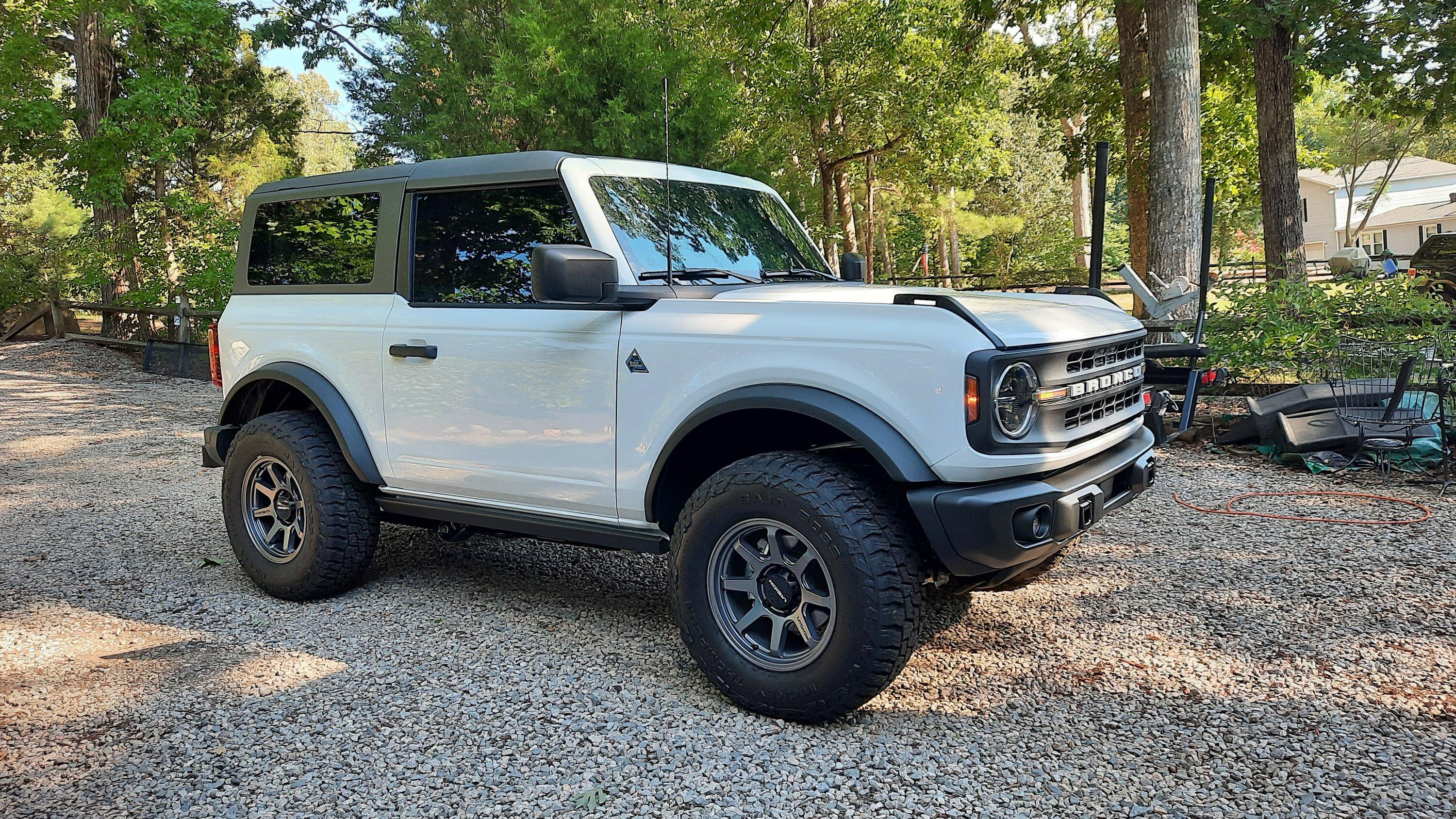 Ford Bronco Show 33's some love picture thread BroncoLevel2