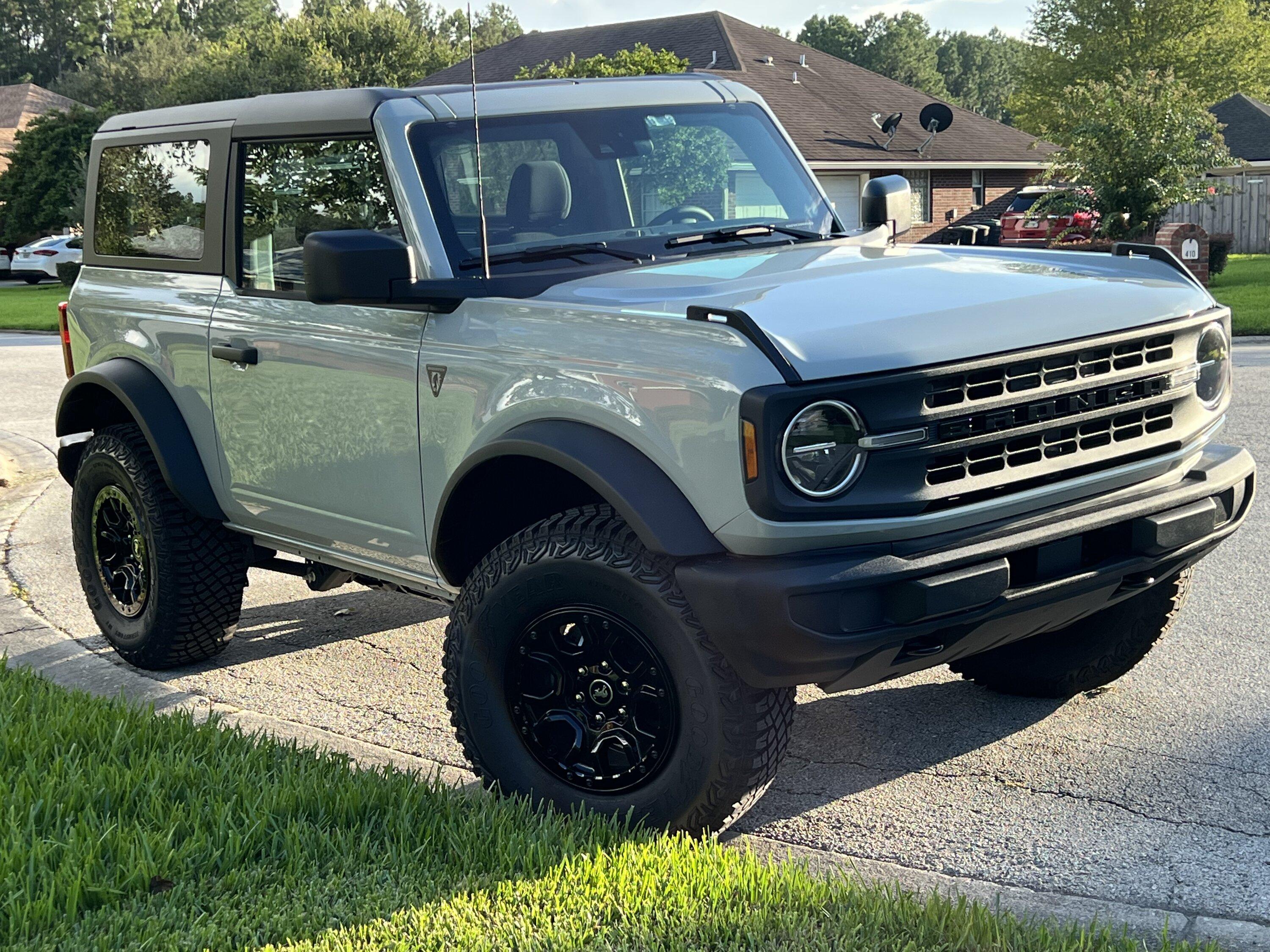 Ford Bronco 2022 Base w/Sasquatch package F048F2DC-6759-4389-B2E3-F5AB87C4AADB