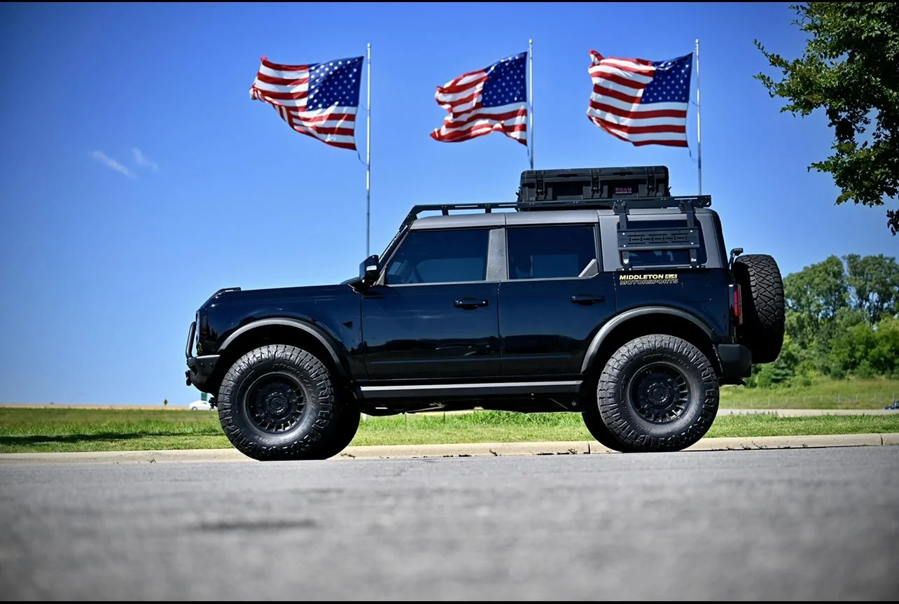 Ford Bronco Trail Rax Modular Roof Rack With Pak Rax ** Install Video ** IMG_7317