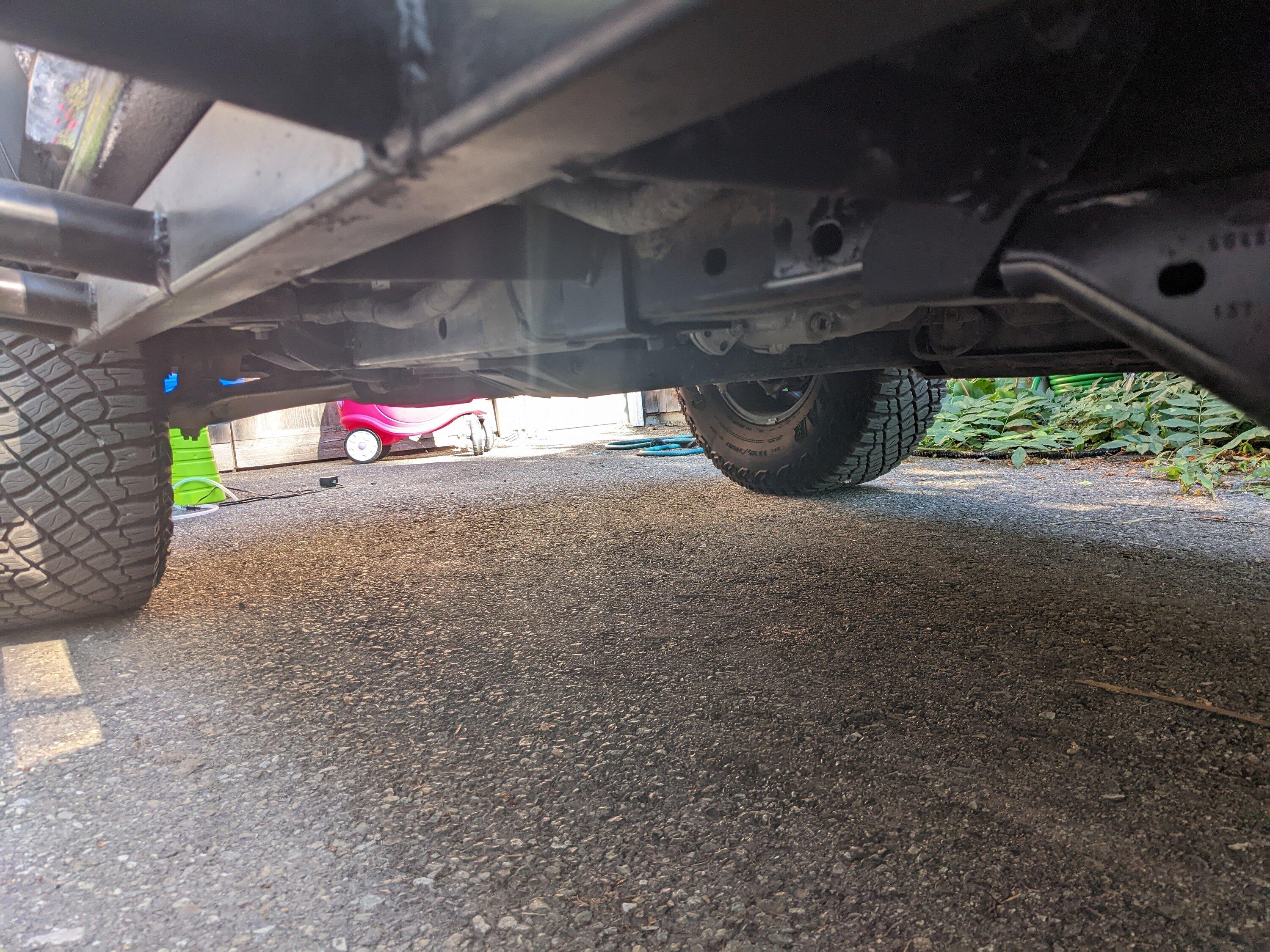 Ford Bronco My 2 door rock sliders! PXL_20220830_233900249.MP