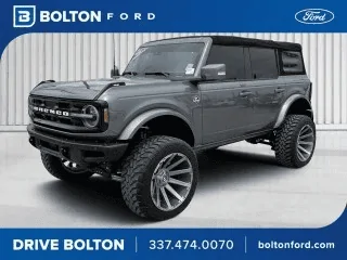 Ford Bronco Broncos on the lot spotted 1661998236565