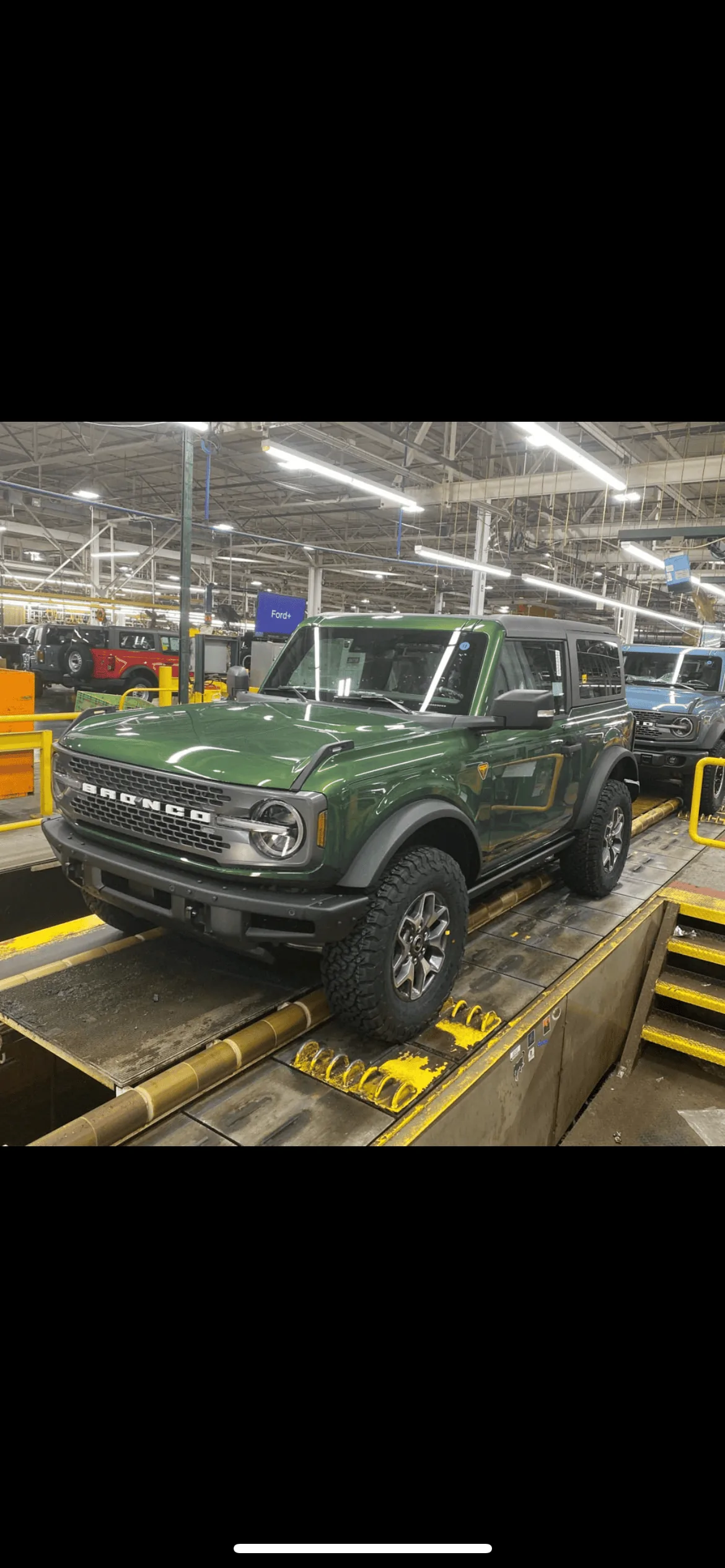 Ford Bronco 8/8/22 Build Week Group. E23BC2B7-F696-48C5-987E-E05644B6986F