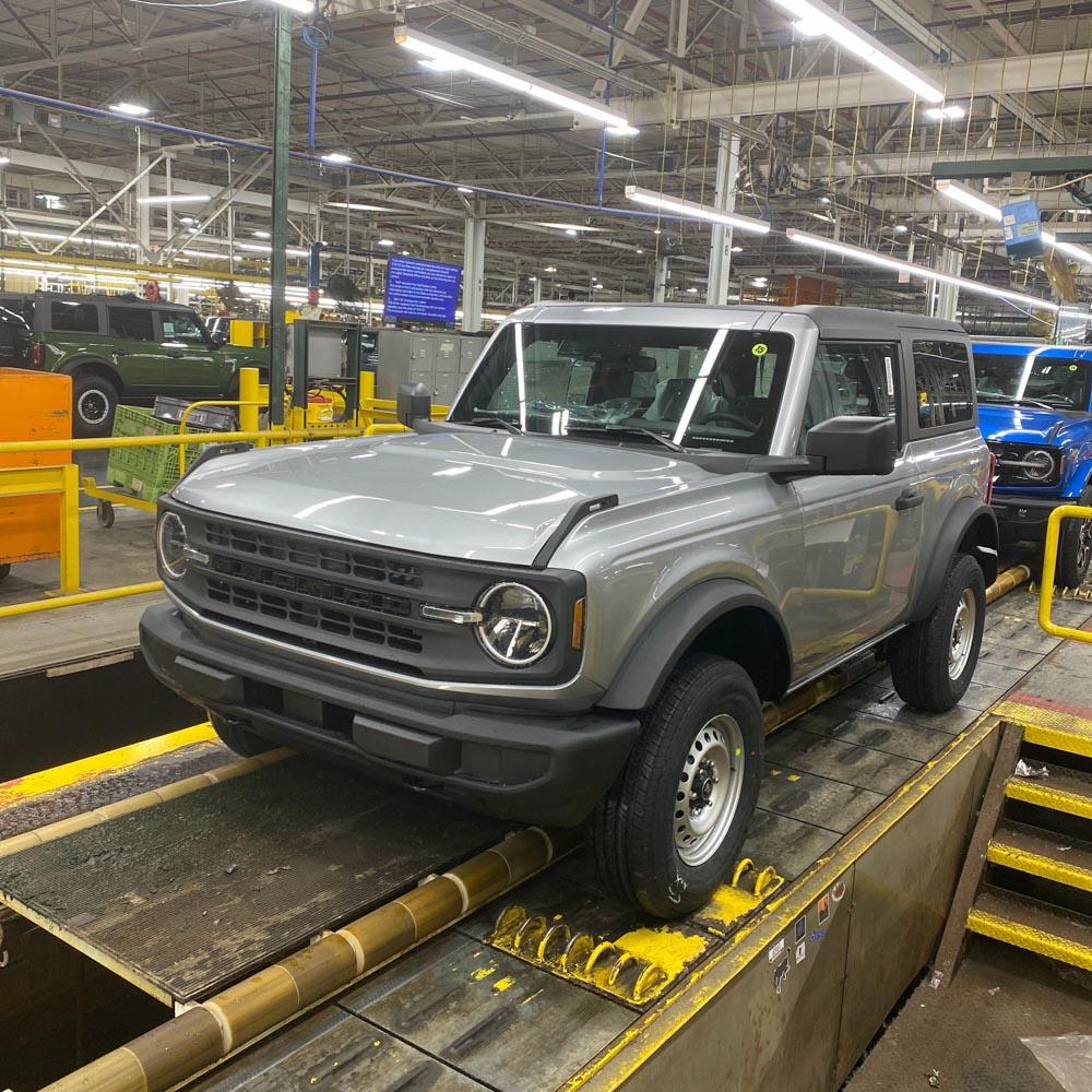 Ford Bronco 8/8/22 Build Week Group. image