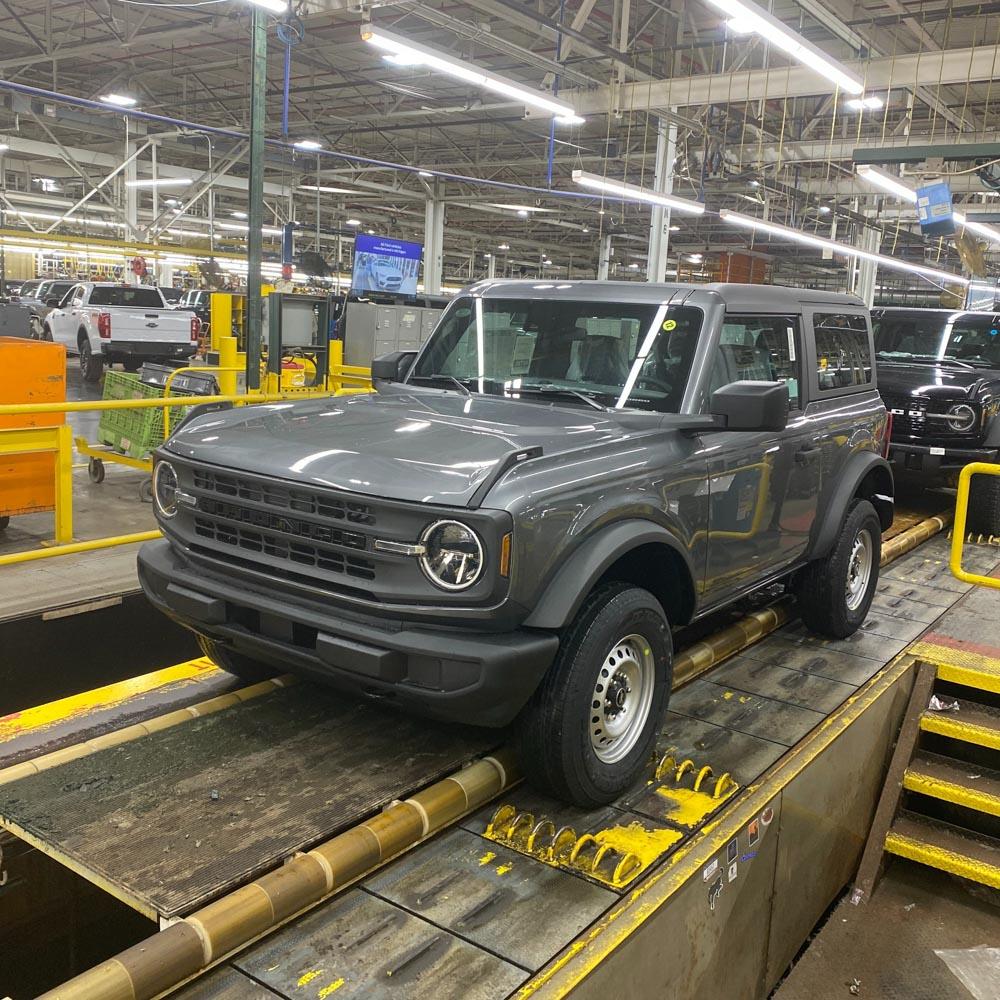 Ford Bronco 8/8/22 Build Week Group. image