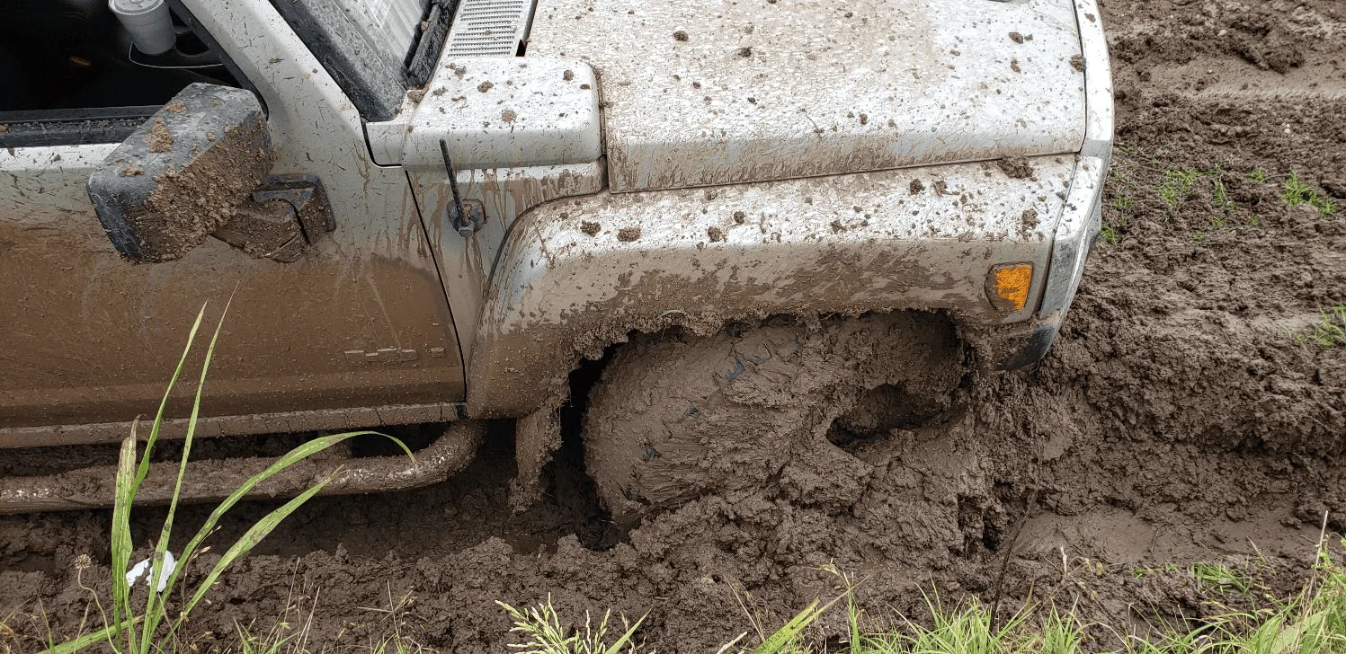 Ford Bronco 4x4 Class 101 (Saving Broncos from Permanent Mall Crawler Duty) 1600628682480