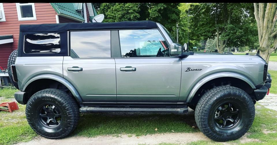 Ford Bronco His & Hers Broncos - Post Yours! C800C8AF-0717-4301-867B-4EB3D134B0BC